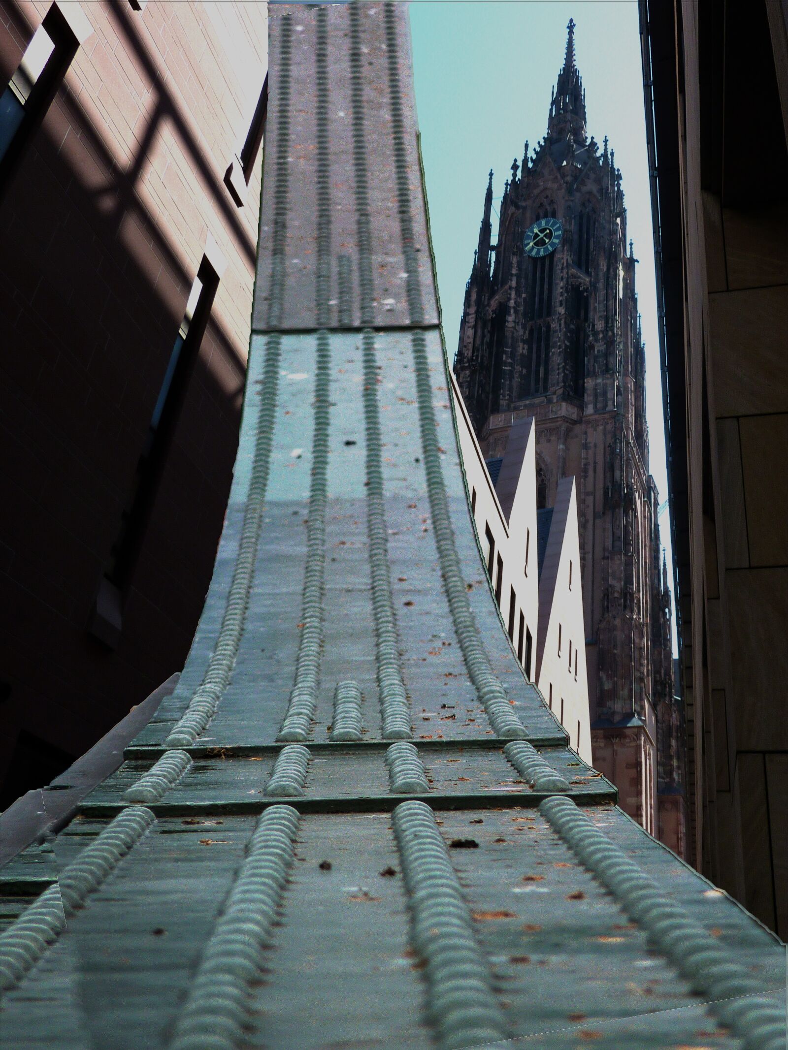 Panasonic DMC-TZ7 sample photo. Frankfurt, dom, places of photography