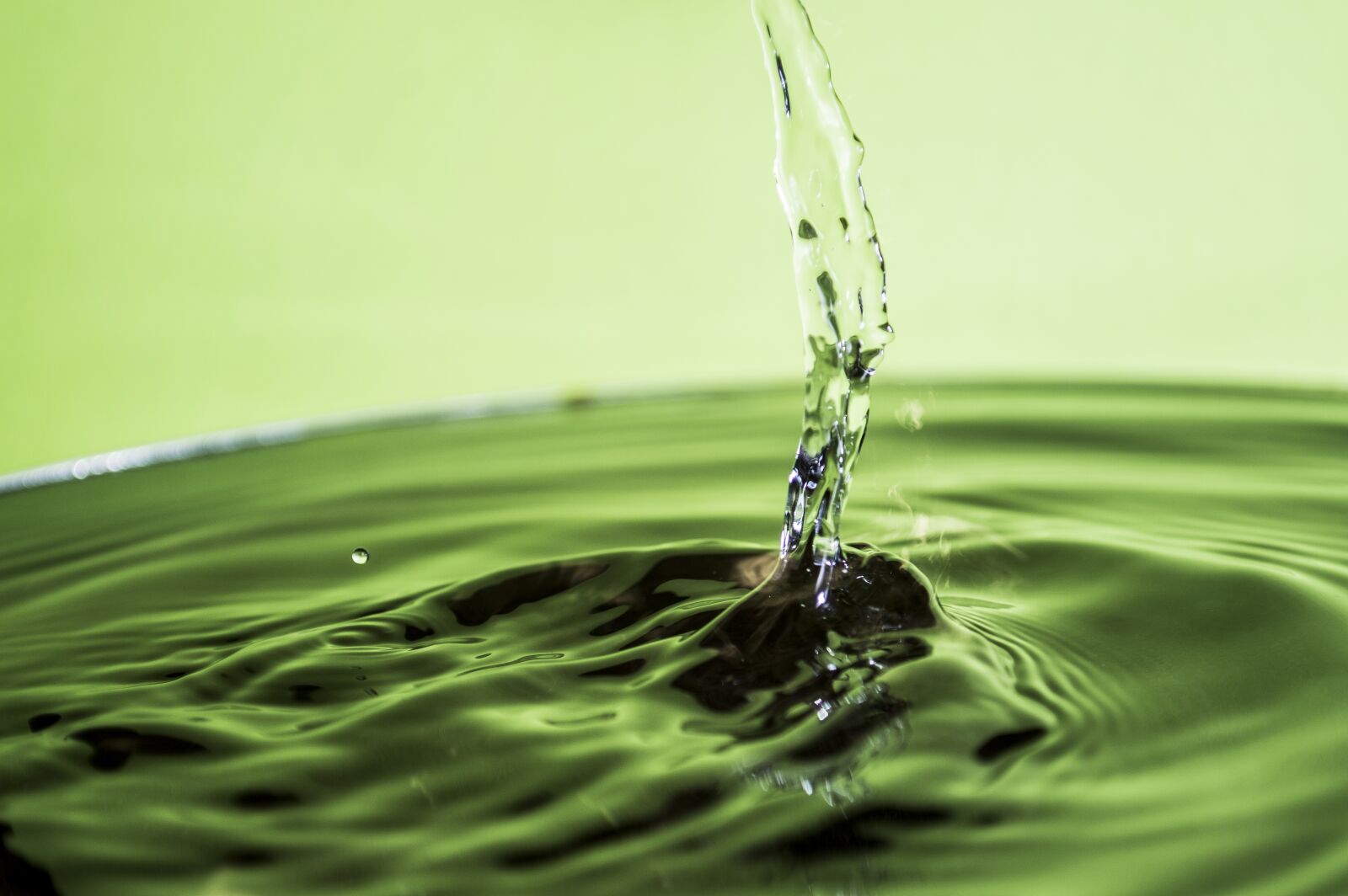 Nikon D3200 sample photo. Water, water drop, silver photography