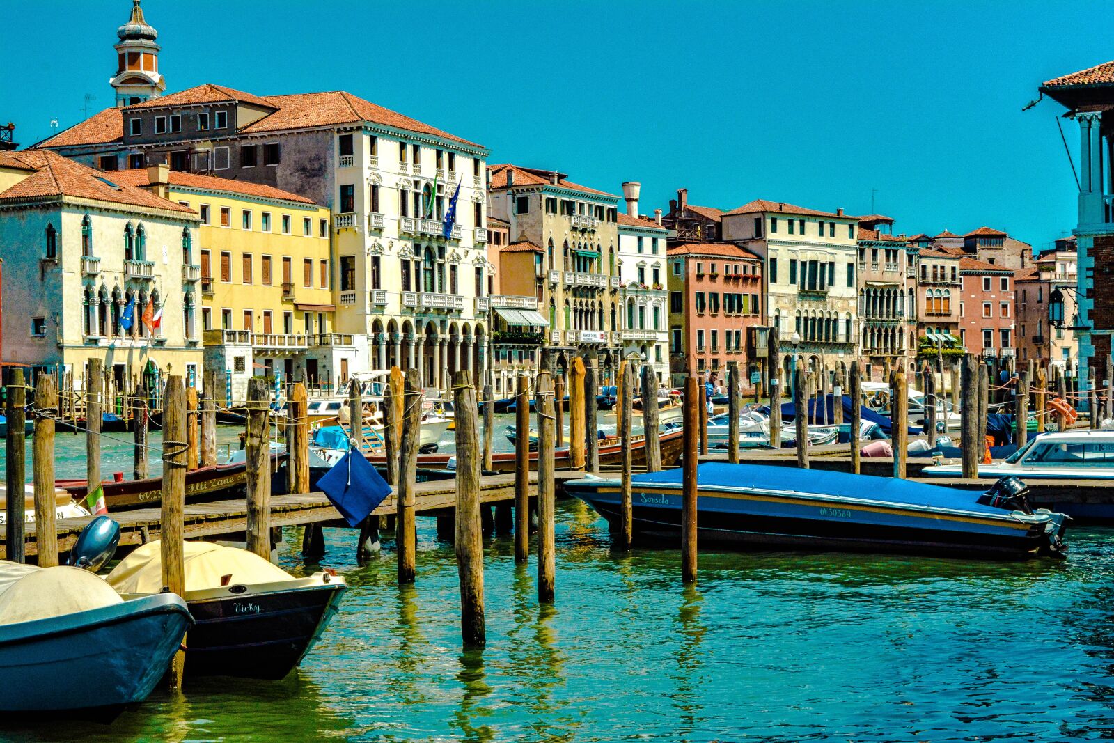 Nikon D5200 sample photo. Body of water, channel photography
