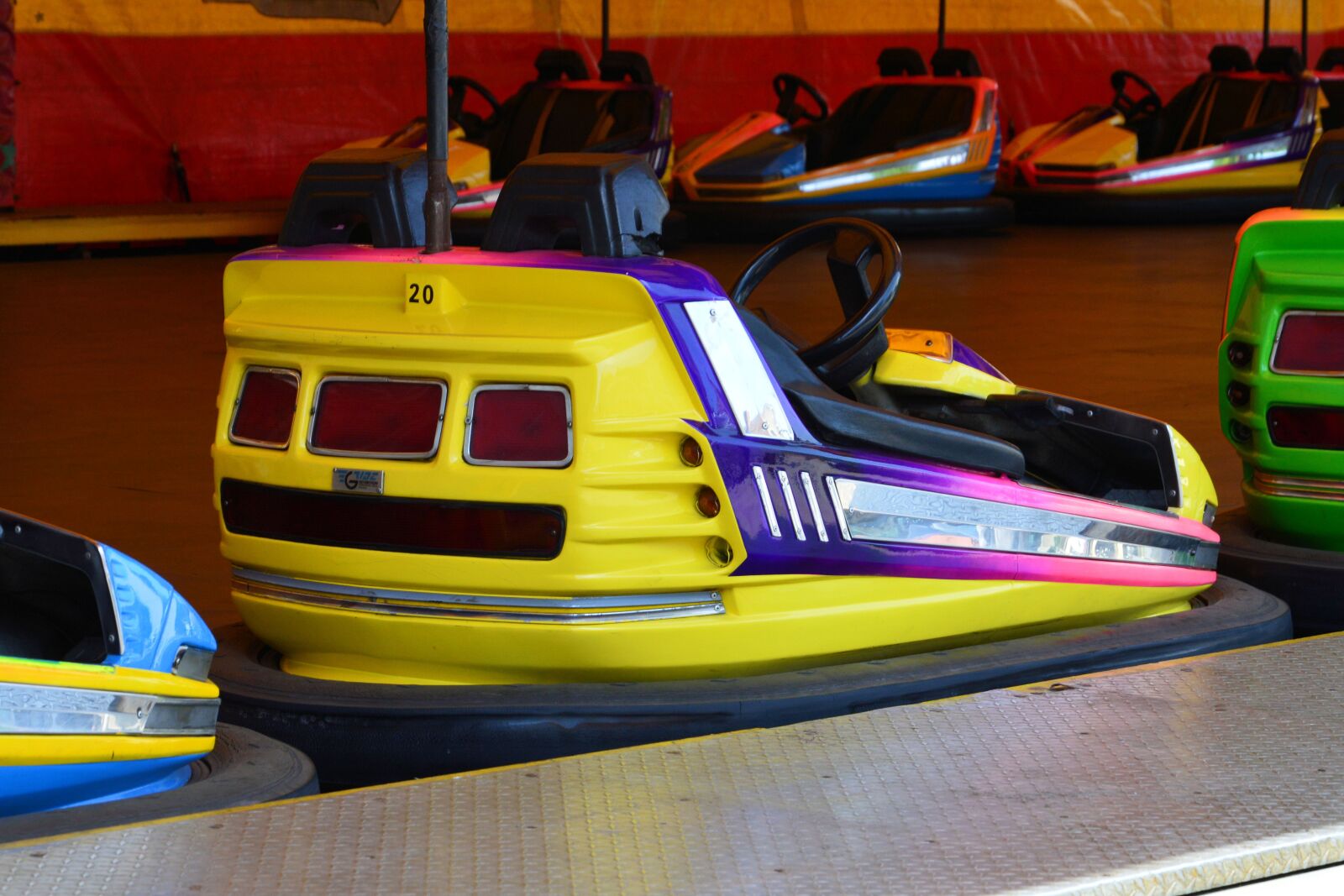 Nikon D3200 sample photo. Bumper cars, festival, carnies photography