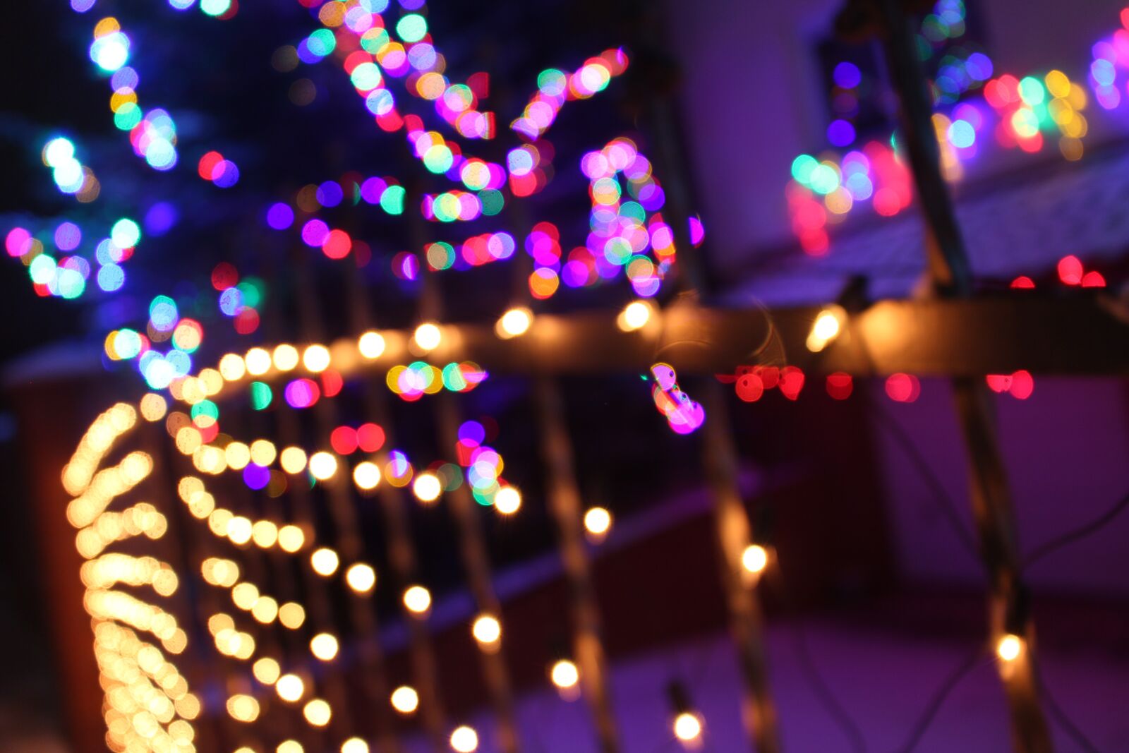 Canon EOS 700D (EOS Rebel T5i / EOS Kiss X7i) sample photo. Christmas, holidays, asterisk photography
