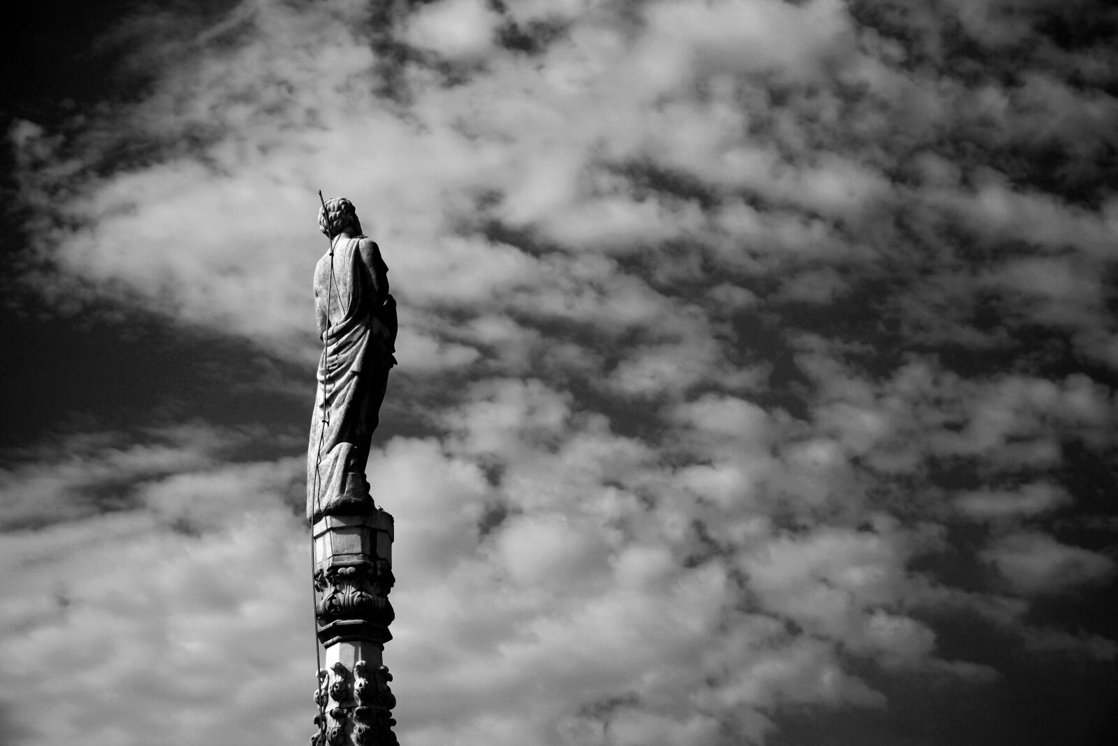 Canon EOS 5D Mark II sample photo. B w, church, italy photography