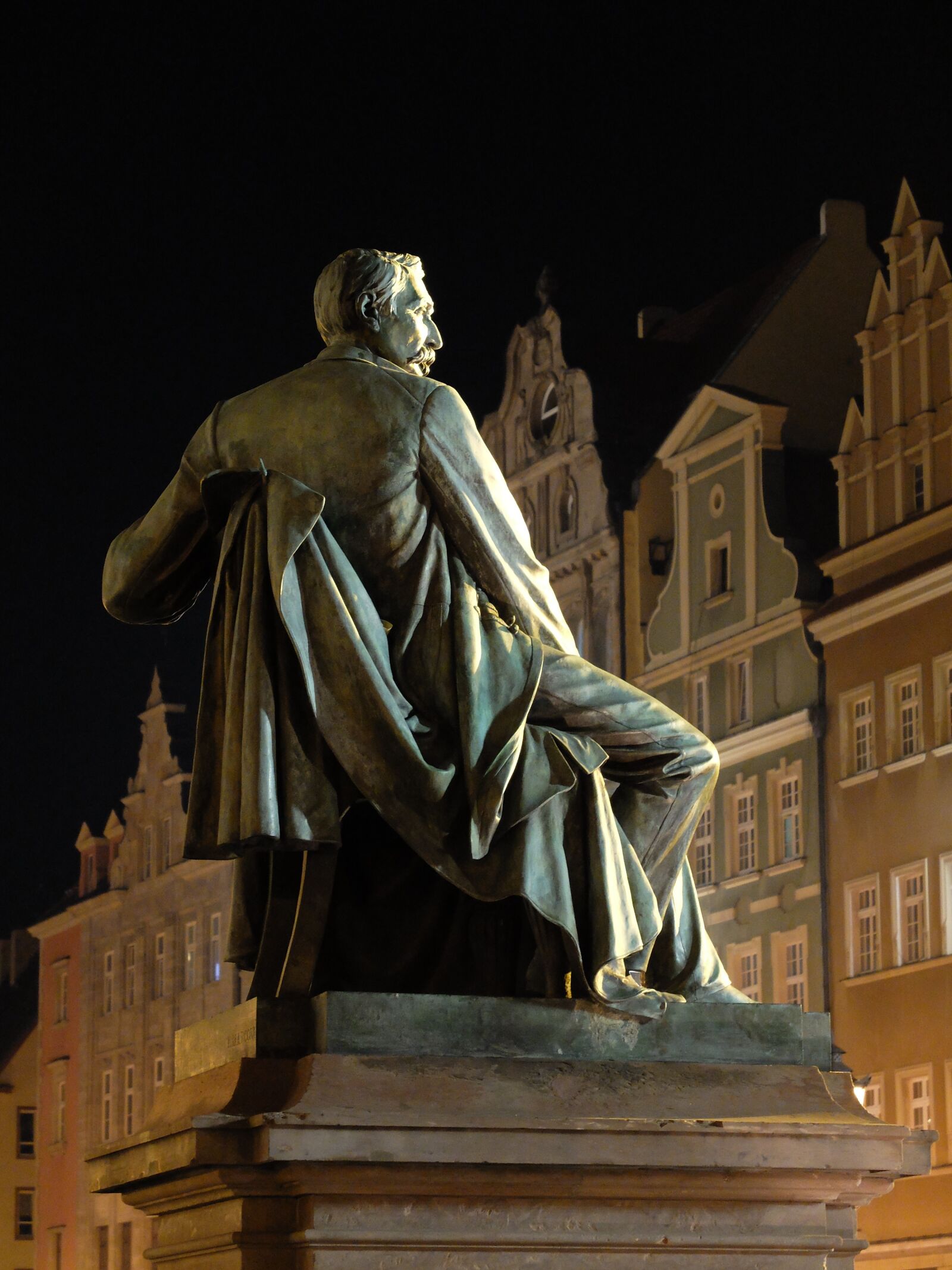 Fujifilm X20 sample photo. Alexander fredo, monument, wroclaw photography