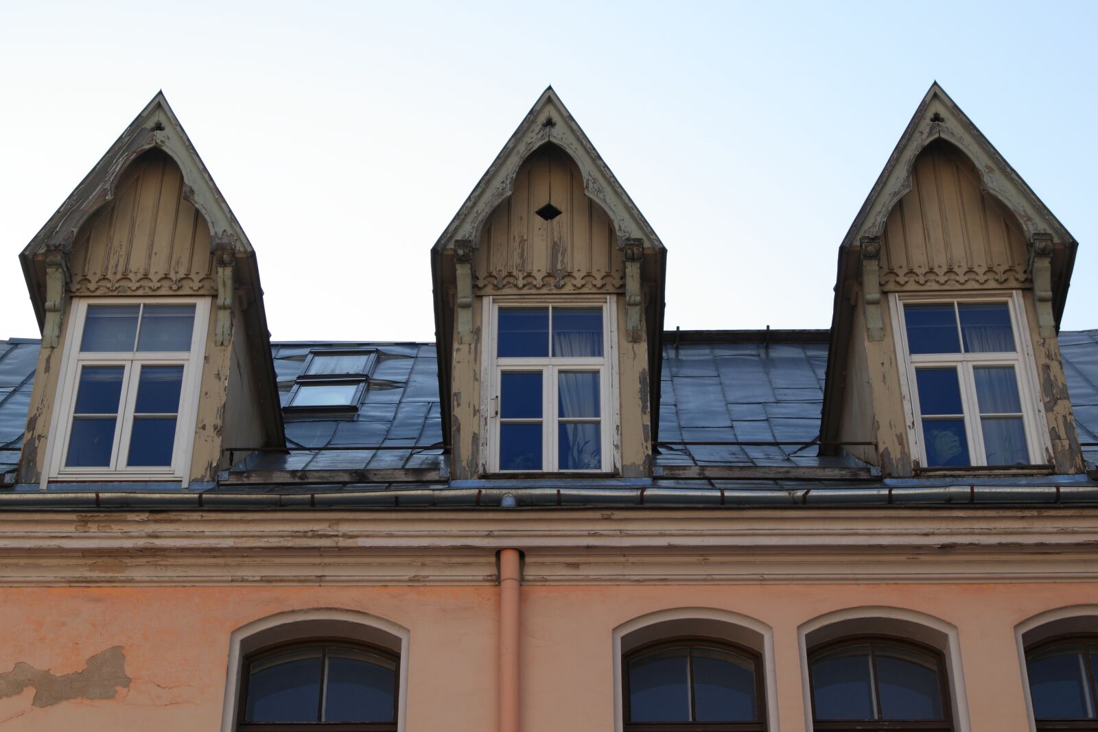 Canon EOS 550D (EOS Rebel T2i / EOS Kiss X4) sample photo. Latvia, riga, building photography