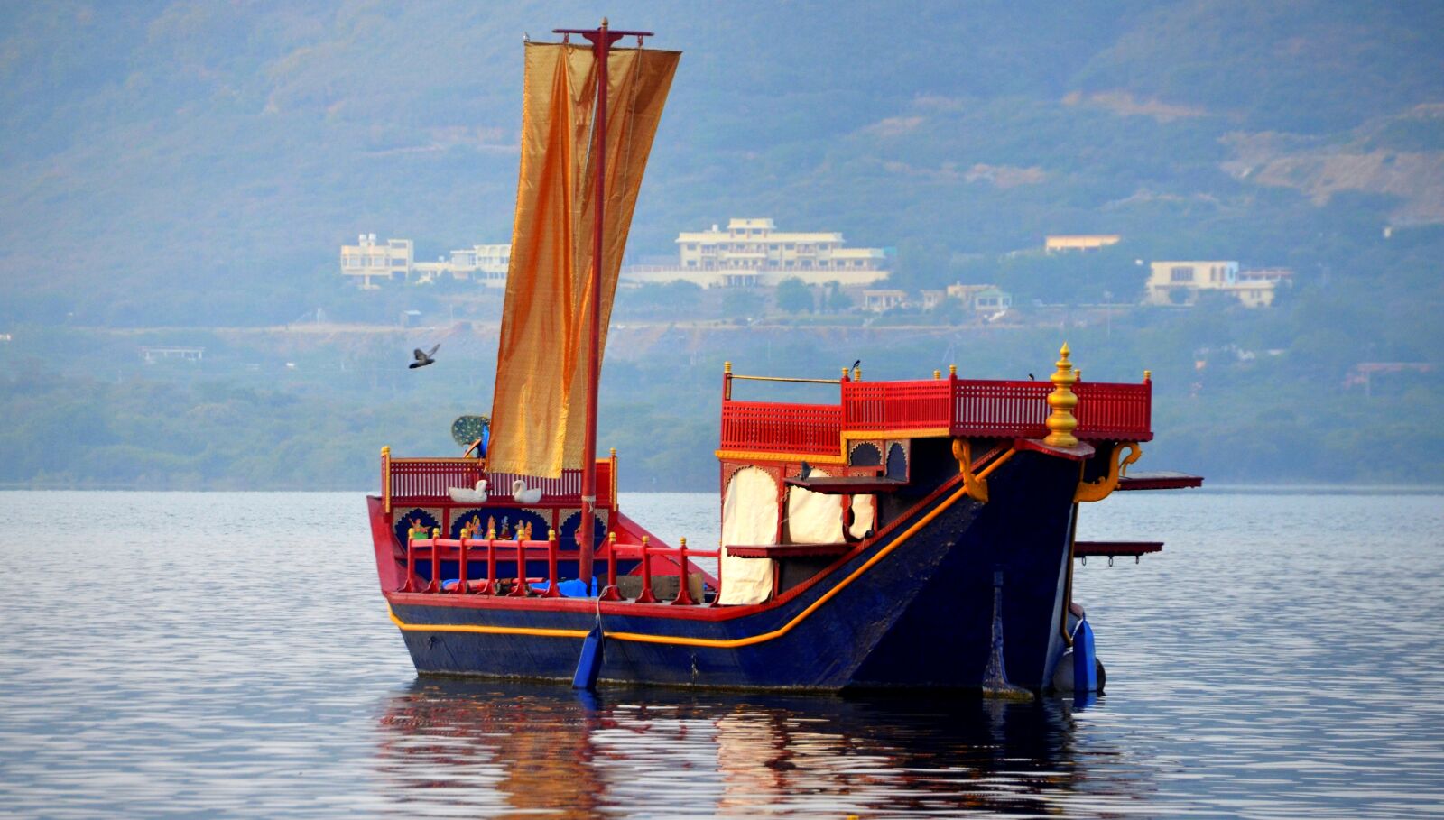 Nikon D5100 sample photo. Traditional, boat, lake photography