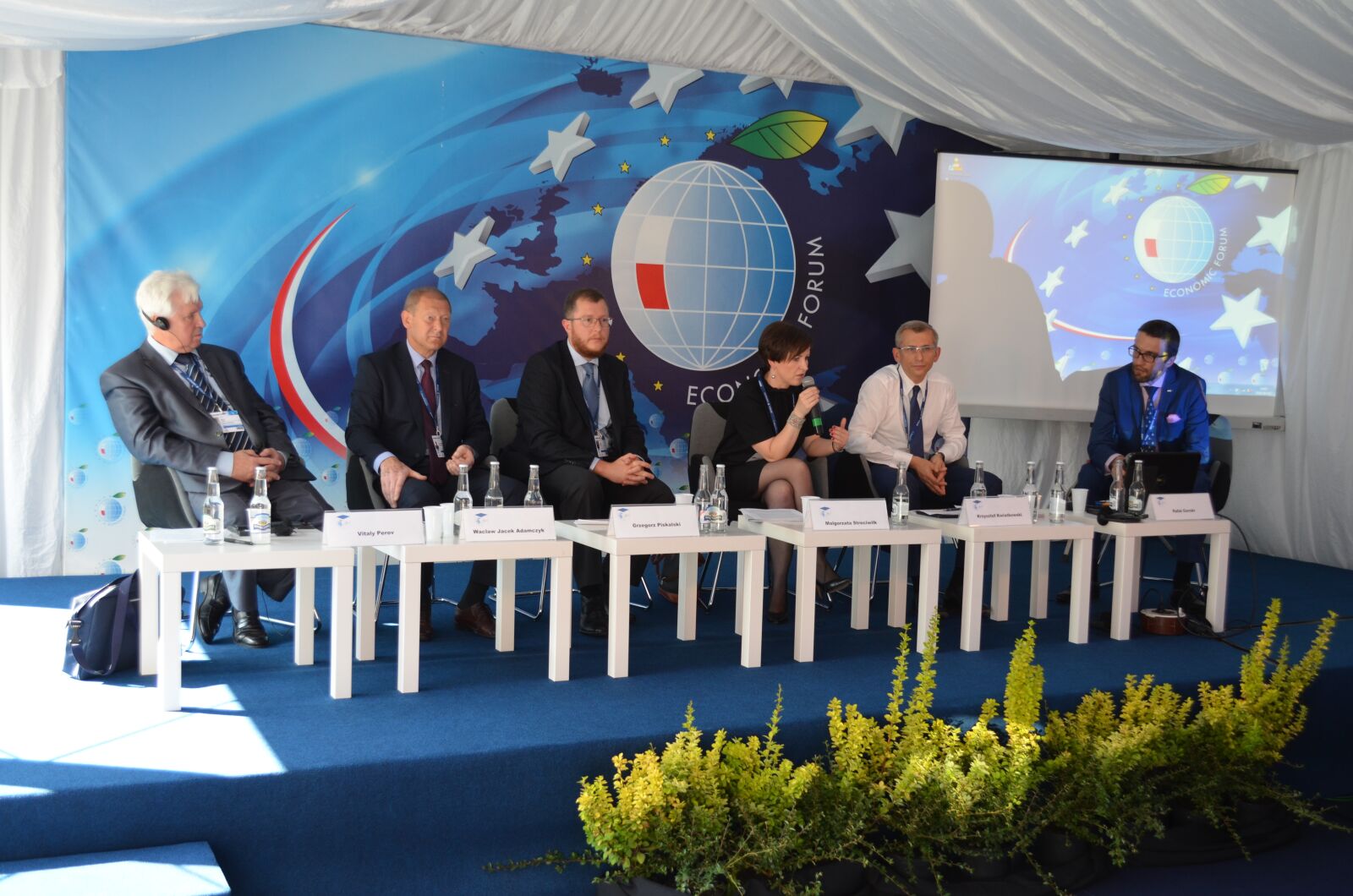 Nikon D5100 sample photo. Economic forum, krynica, policy photography