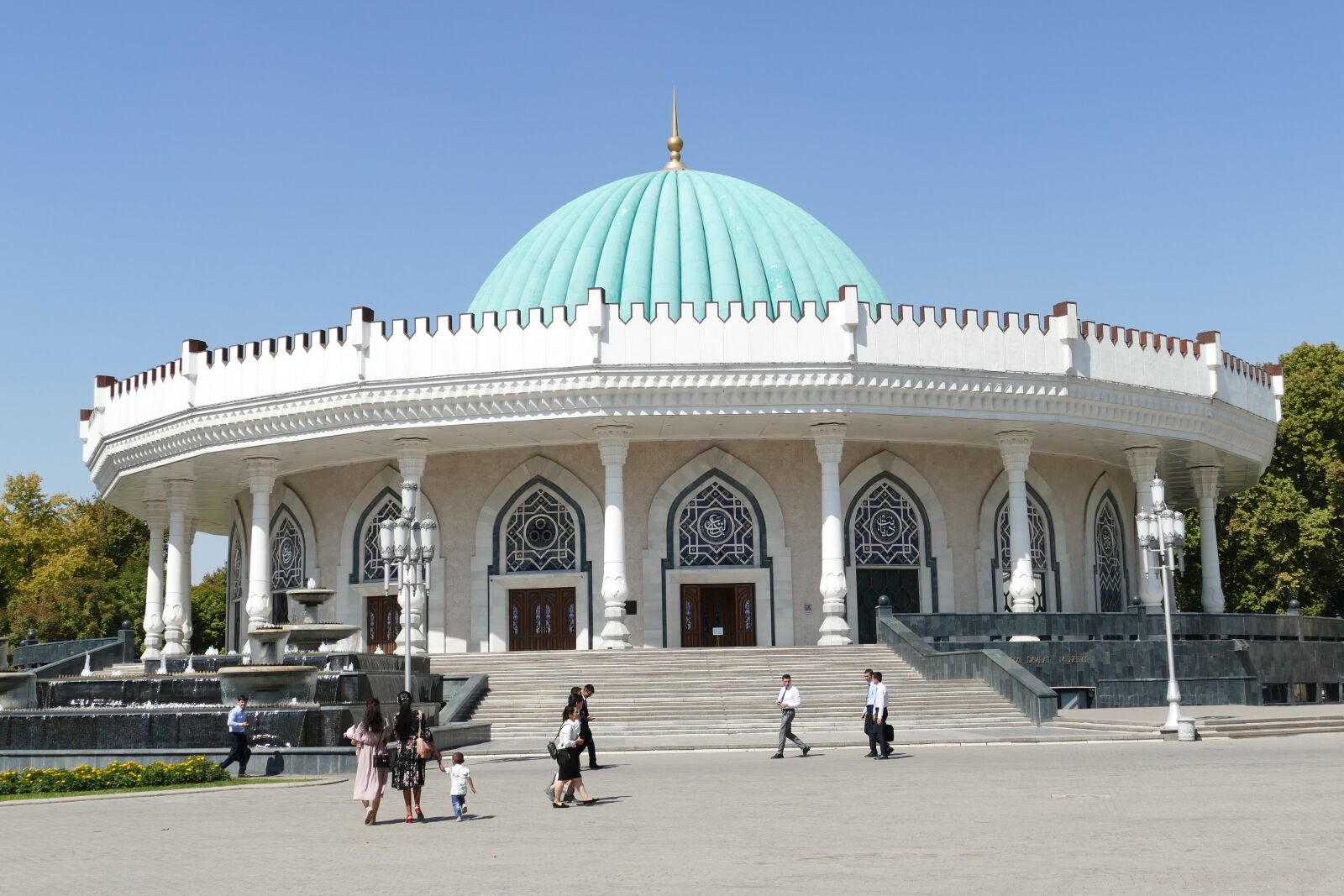 Panasonic Lumix DMC-FZ1000 sample photo. Tashkent, uzbekistan, central asia photography