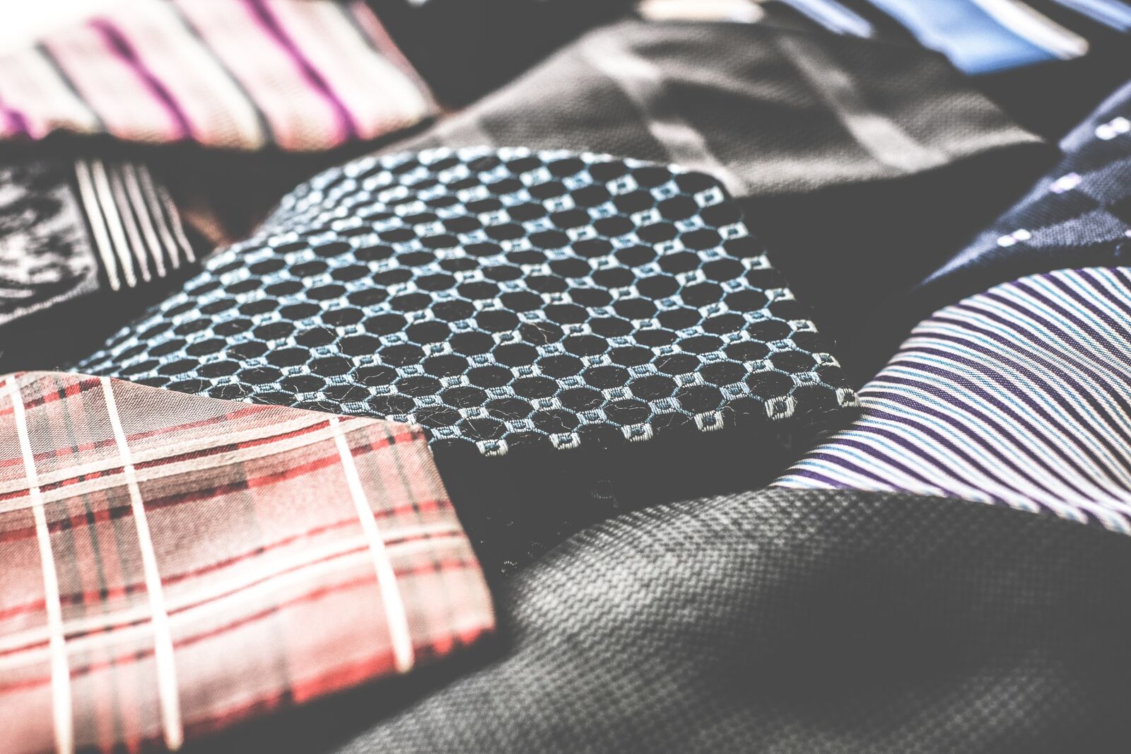 Nikon D5300 sample photo. Business attire, tie, fabric photography