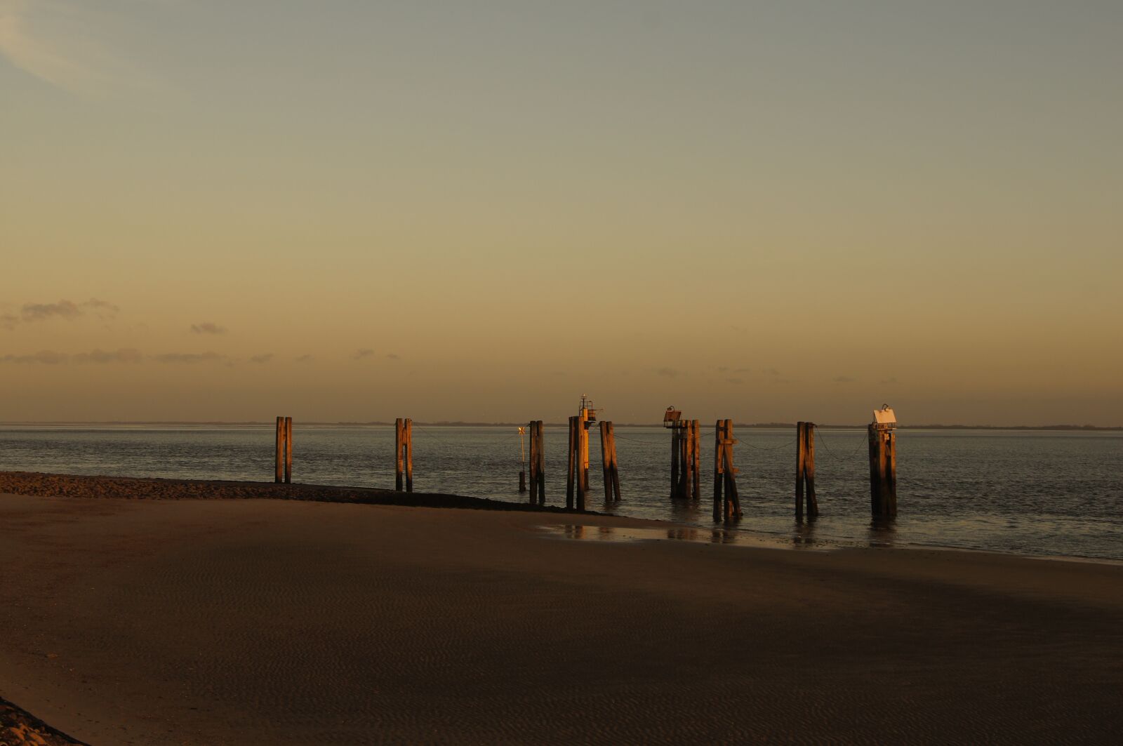 Sony SLT-A55 (SLT-A55V) sample photo. Beach, water, sea sunset photography