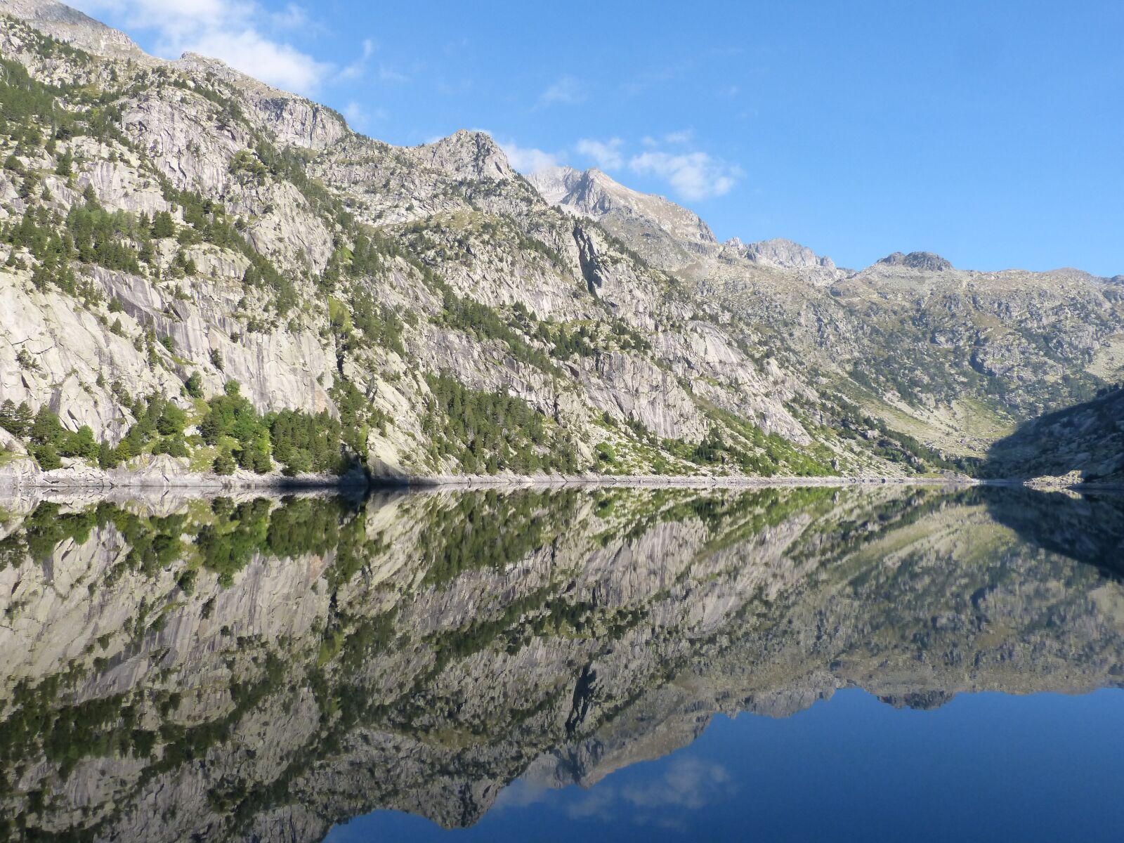 Panasonic DMC-FZ62 sample photo. Lake, reflection, high mountain photography