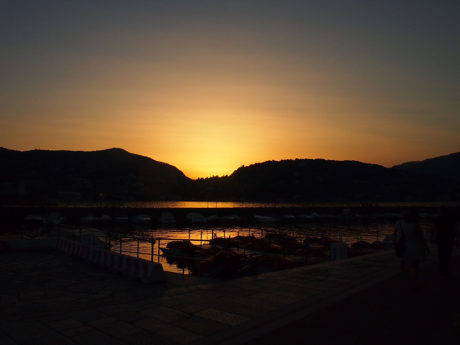Olympus PEN E-PL3 sample photo. Como, italy, sunset photography