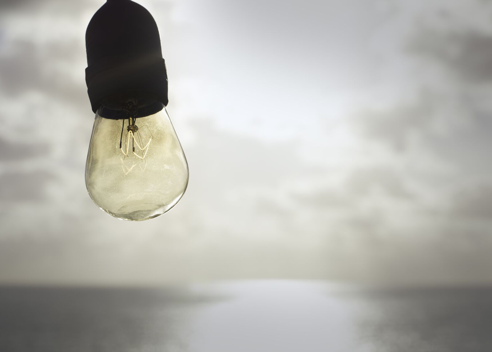 Nikon D5200 sample photo. Beach, light, light bulb photography