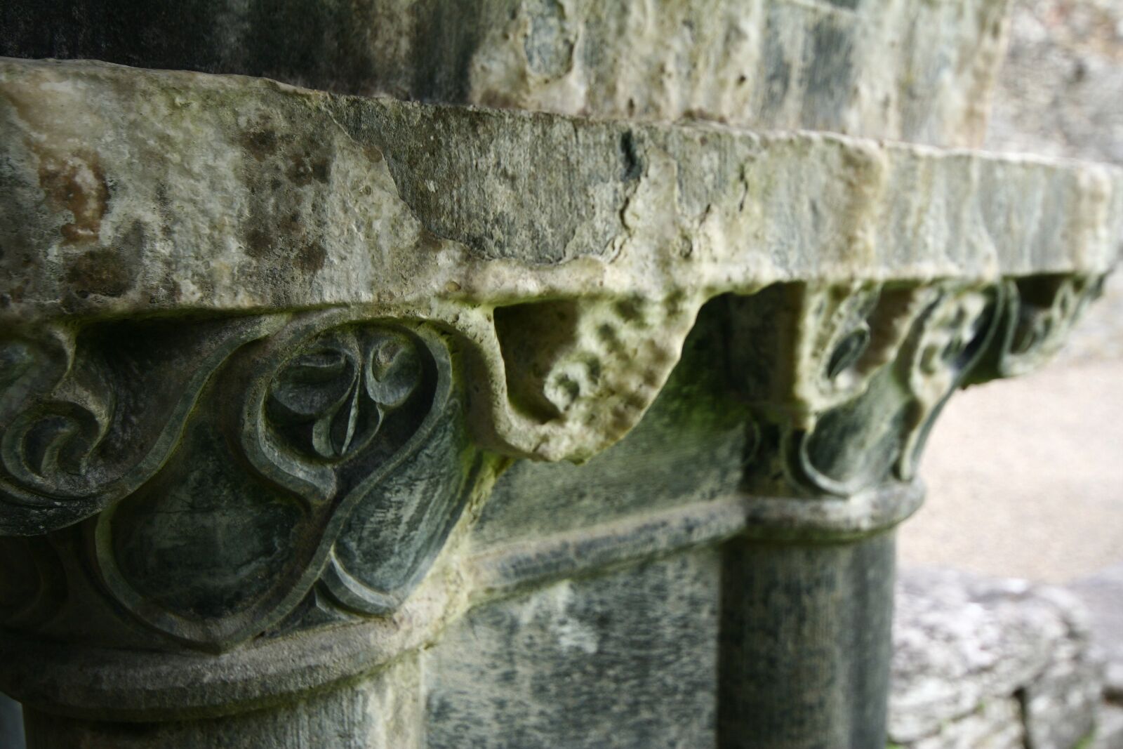 Canon EOS 350D (EOS Digital Rebel XT / EOS Kiss Digital N) sample photo. Stone, carving, sculpture photography
