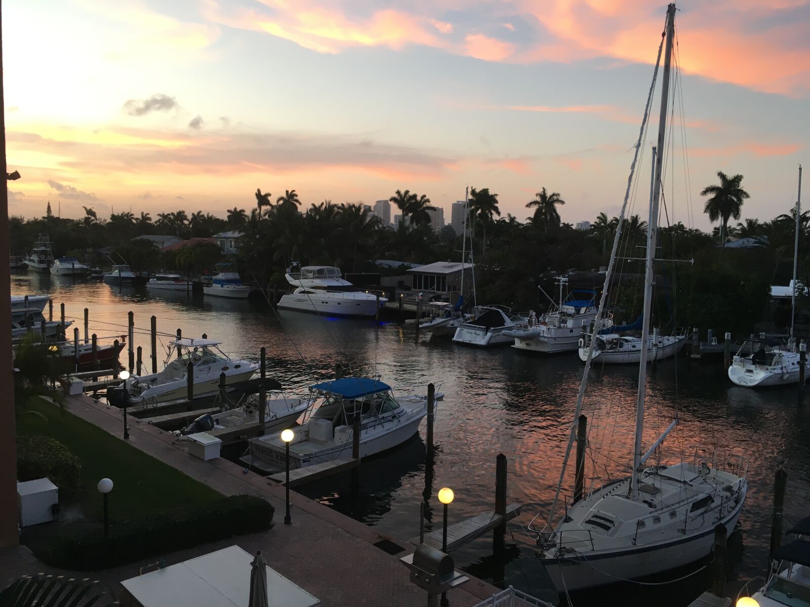 iPhone SE back camera 4.15mm f/2.2 sample photo. Fort lauderdale, sailboat, florida photography