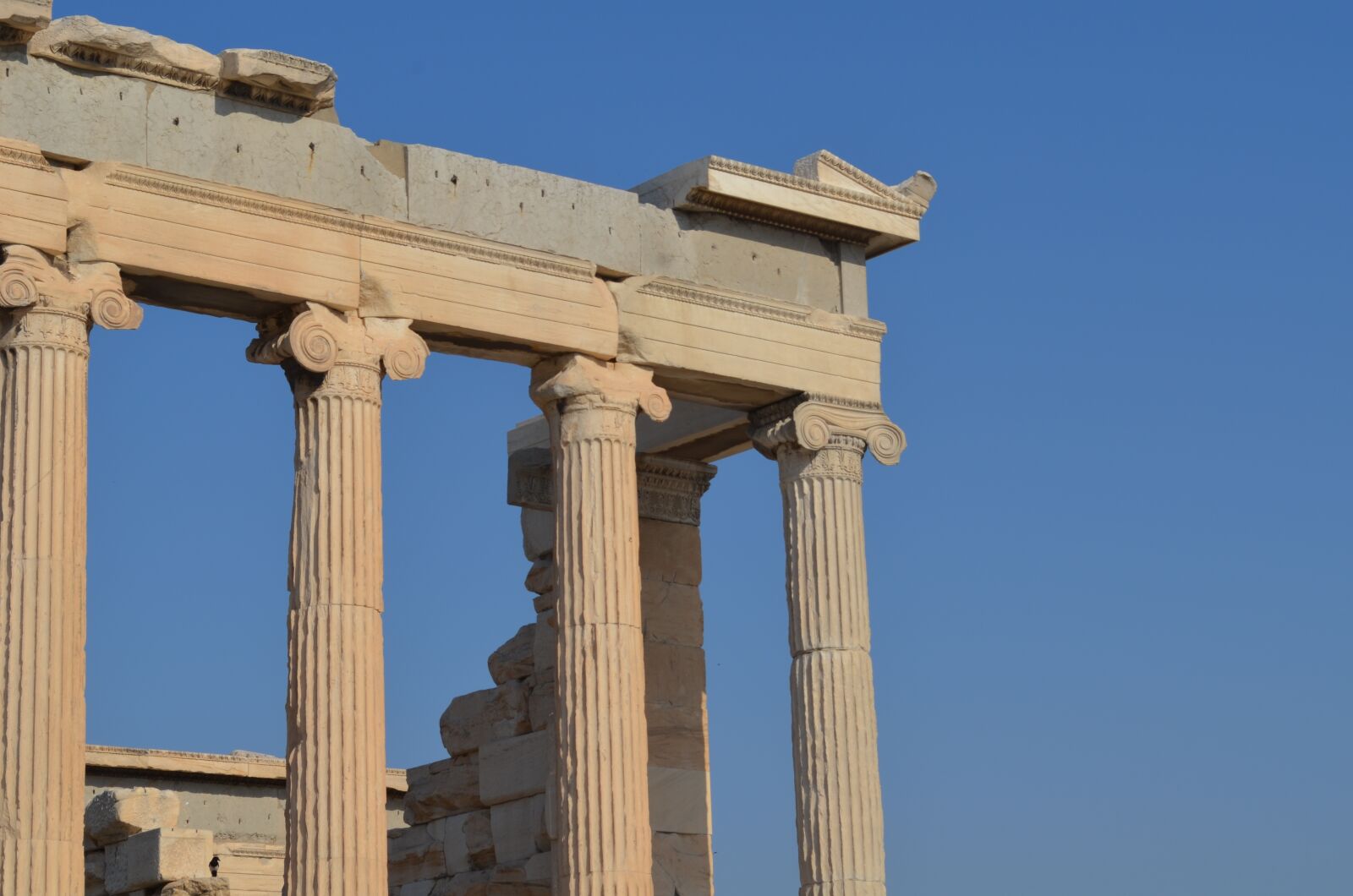 Nikon D5100 sample photo. Greek, pediment, antique photography
