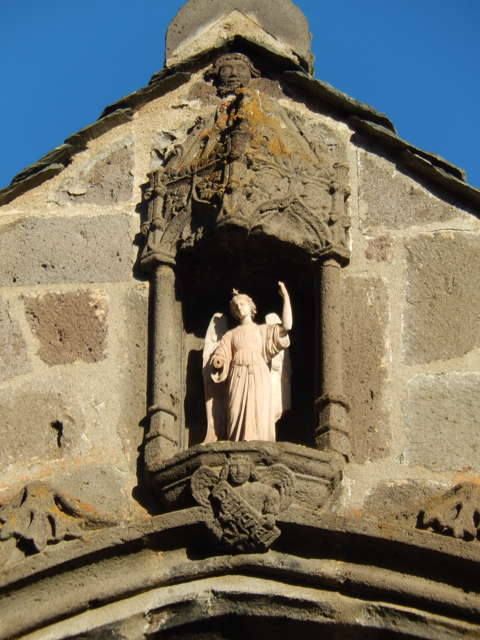 Nikon Coolpix S9500 sample photo. Statue, church, religious photography