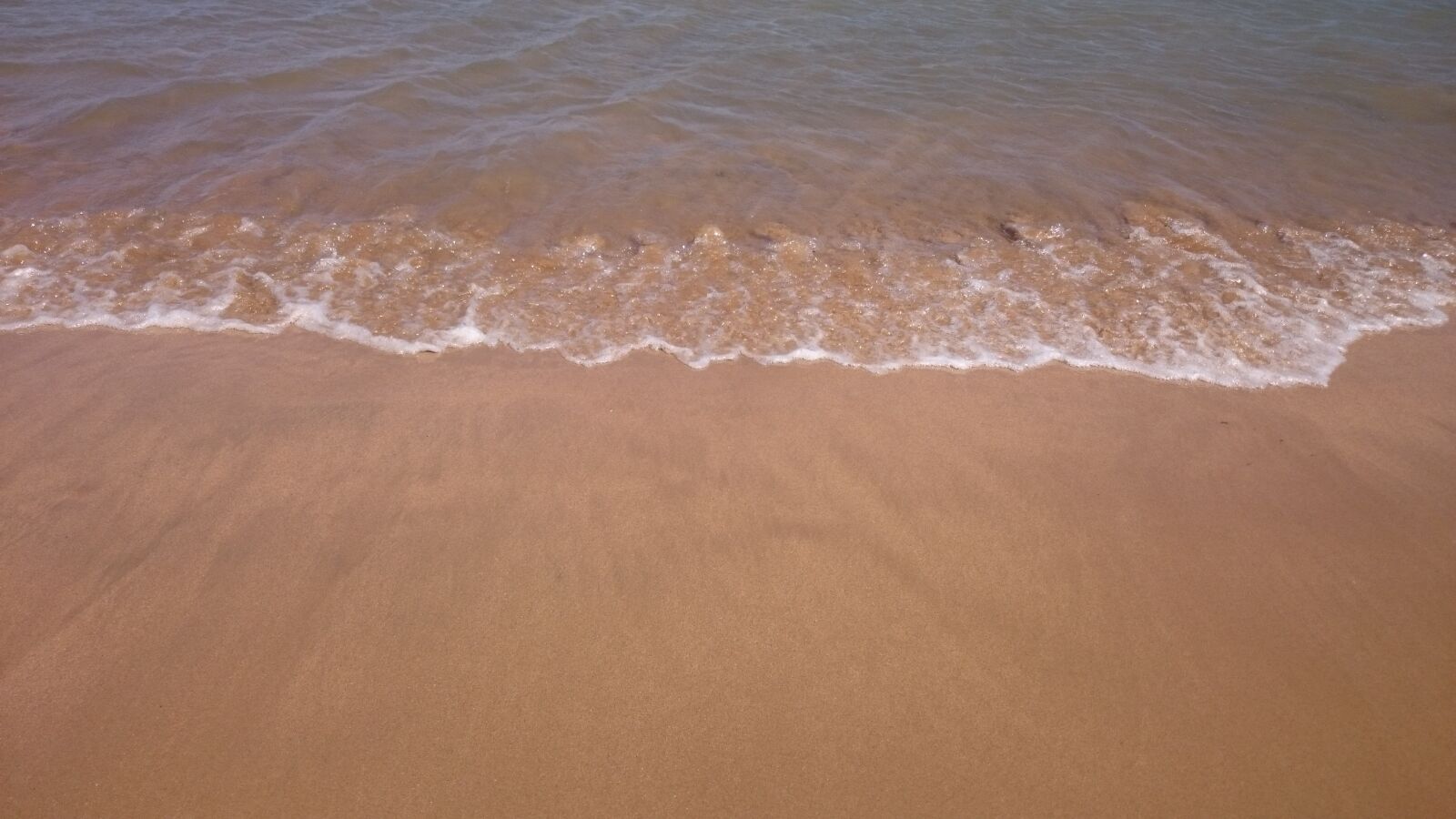 Sony Xperia Z2 sample photo. Beach, sand, sea photography