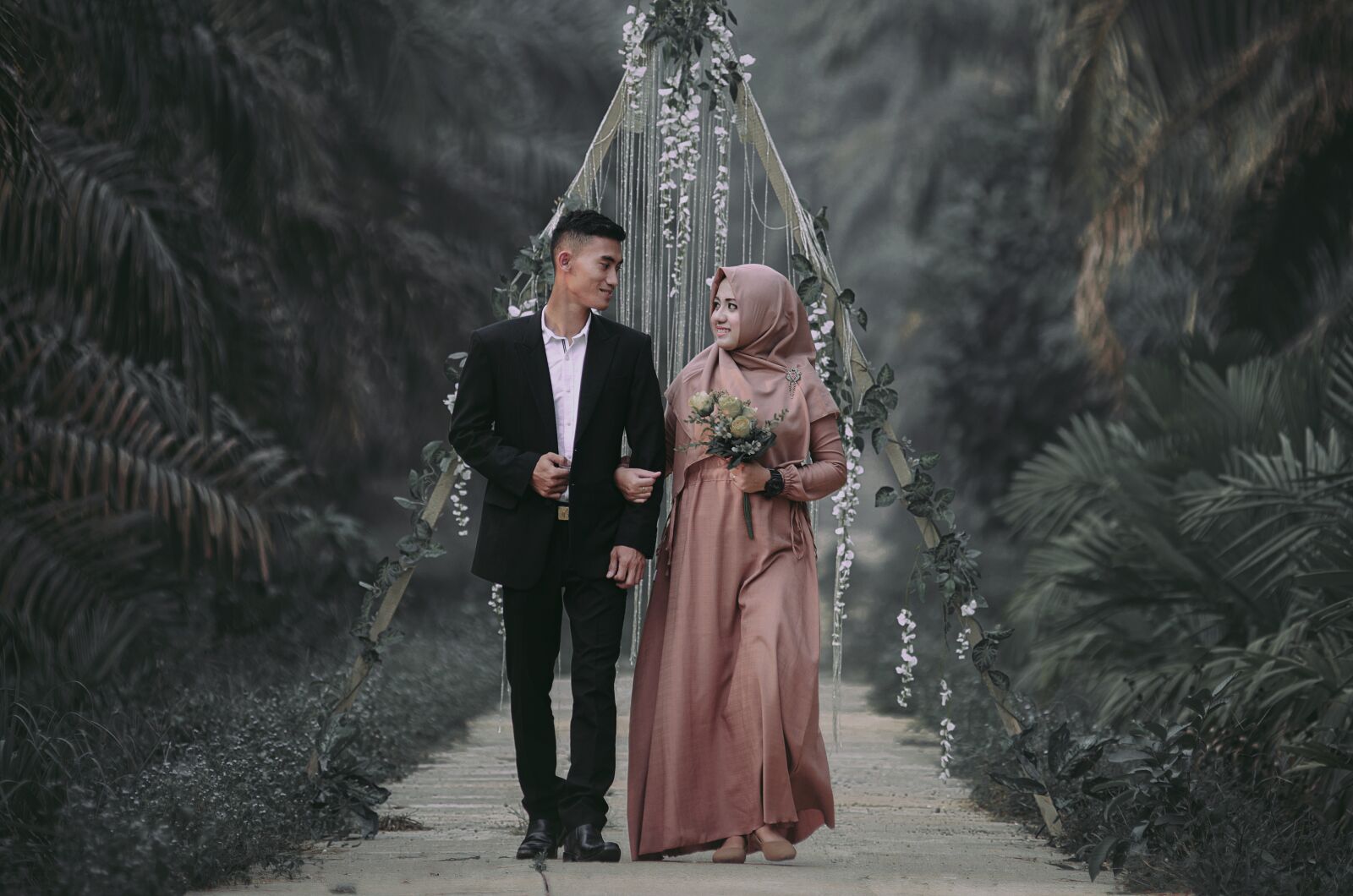 Nikon D7000 sample photo. Prewedding, pair, wedding photography