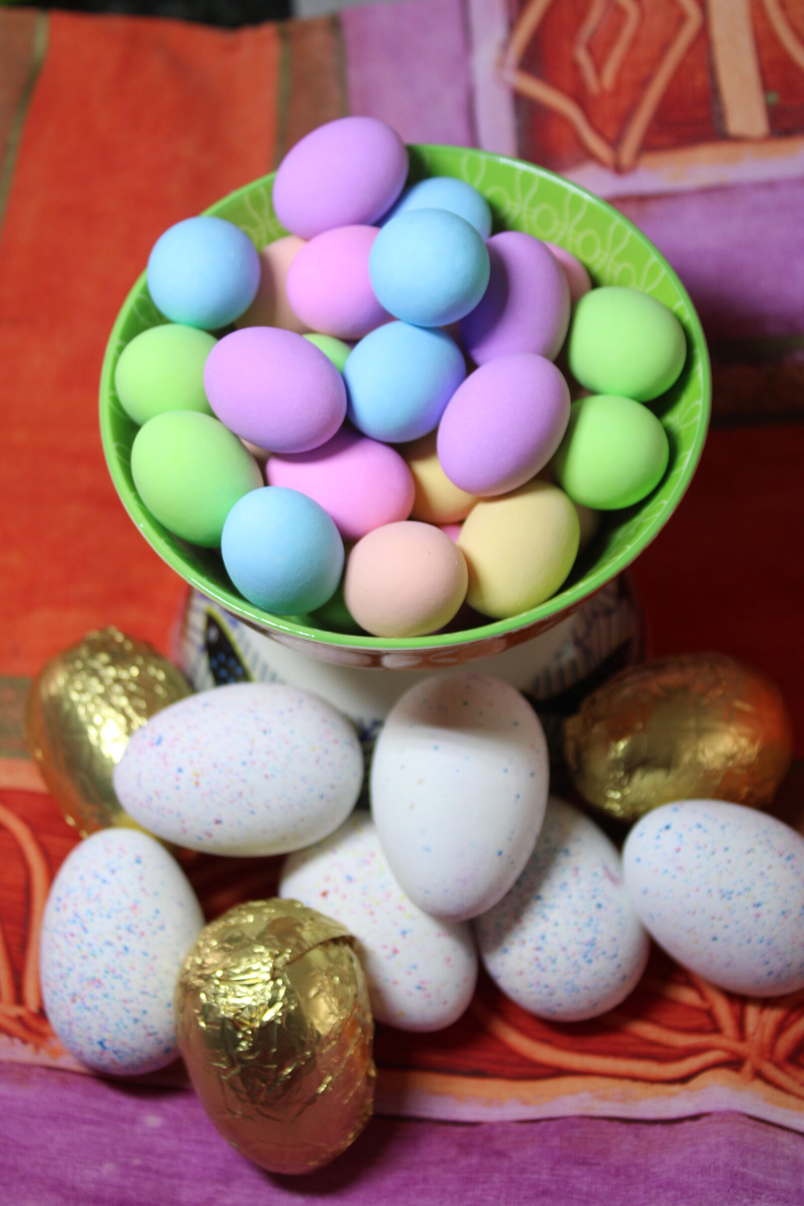 Canon EOS 2000D (EOS Rebel T7 / EOS Kiss X90 / EOS 1500D) sample photo. Easter, decoration, easter-time photography