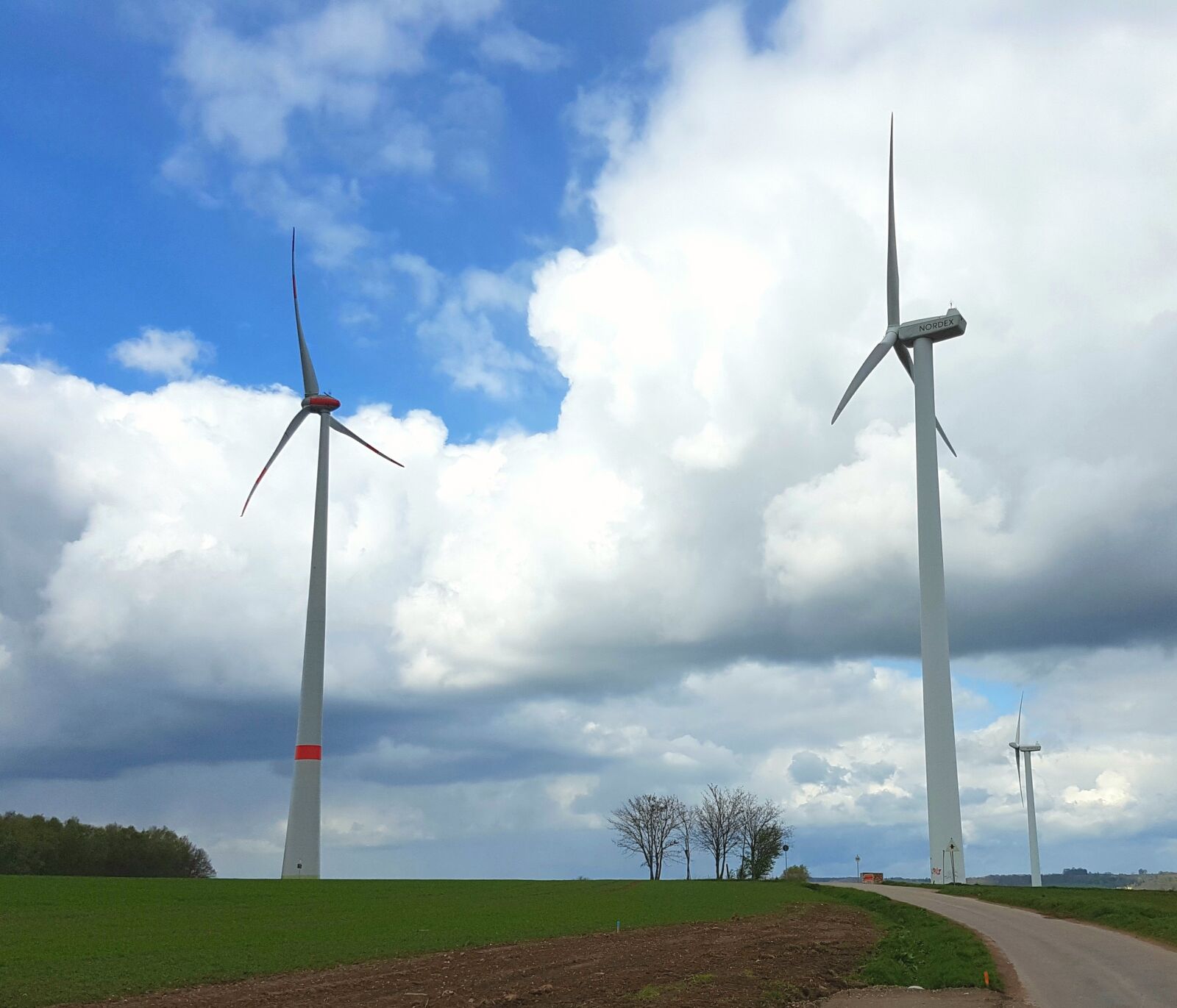 Samsung Galaxy S7 Edge sample photo. Current, windräder, nature photography