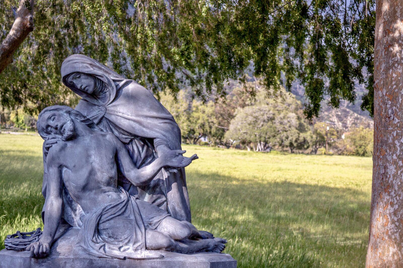 Canon EOS 1300D (EOS Rebel T6 / EOS Kiss X80) sample photo. Jesus, mary, catholic photography