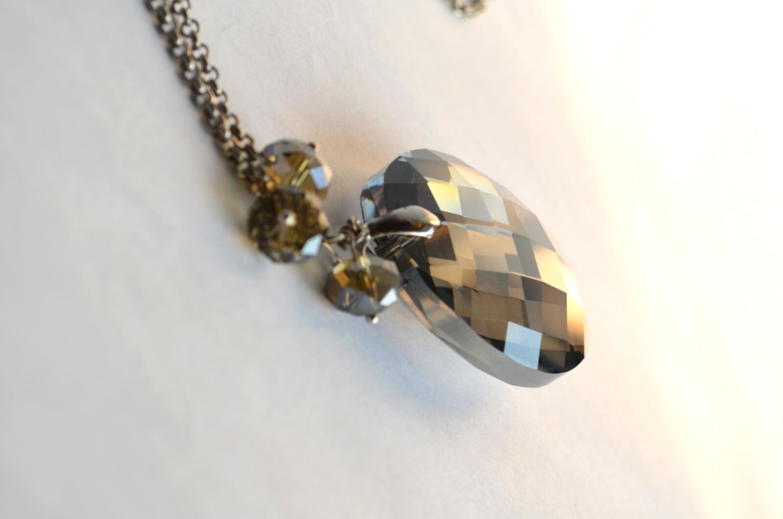 Nikon D5100 sample photo. Necklace, crystal, pendant, jewelry photography