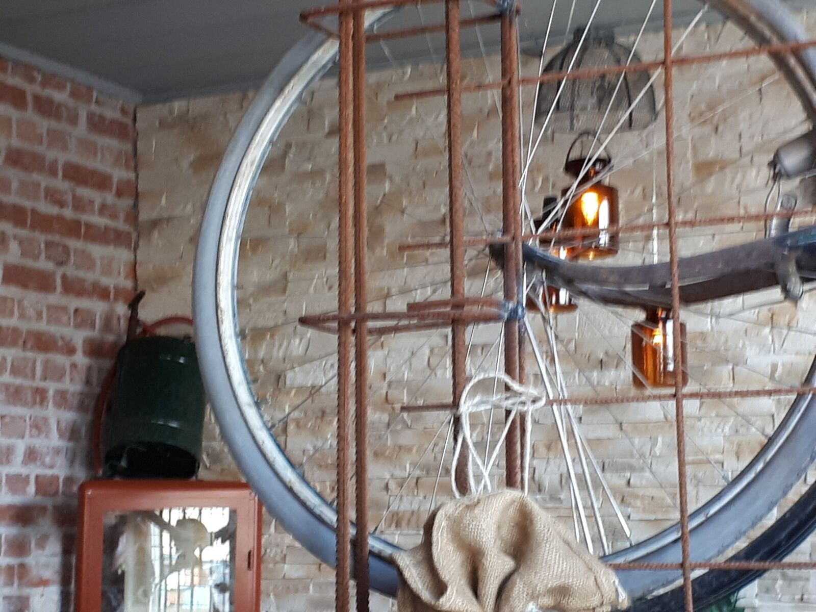 Samsung Galaxy A50 sample photo. Cafe, bike, coffee photography