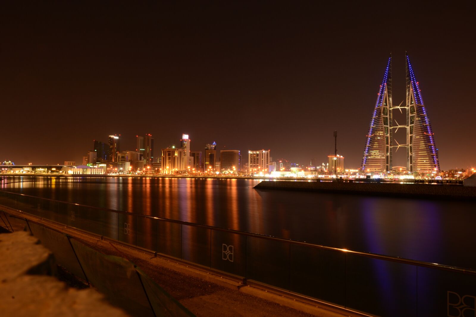 Nikon D3100 sample photo. Bahrain, night city, night photography