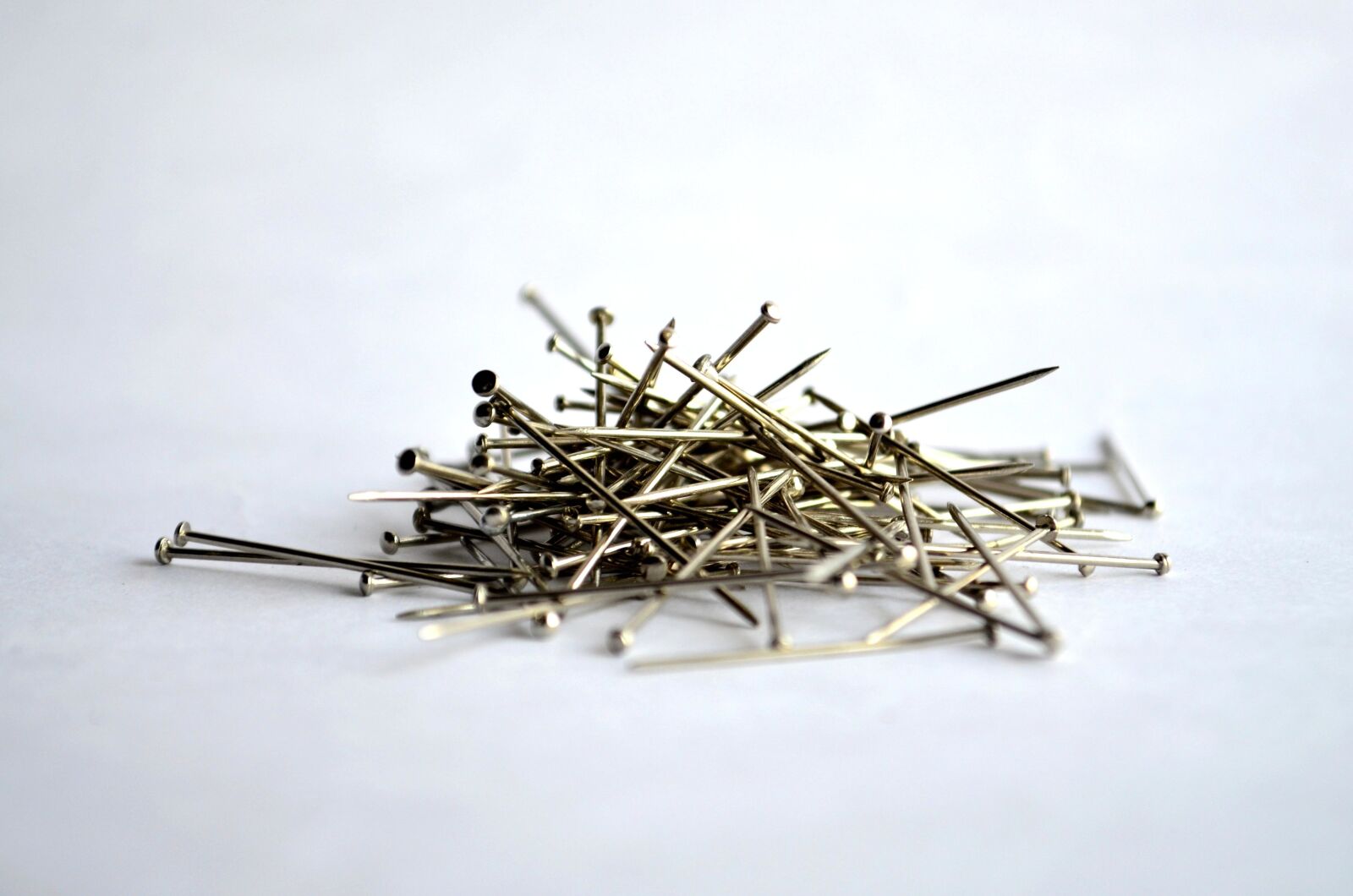 Nikon D5100 sample photo. Metal, object, tool, hand photography