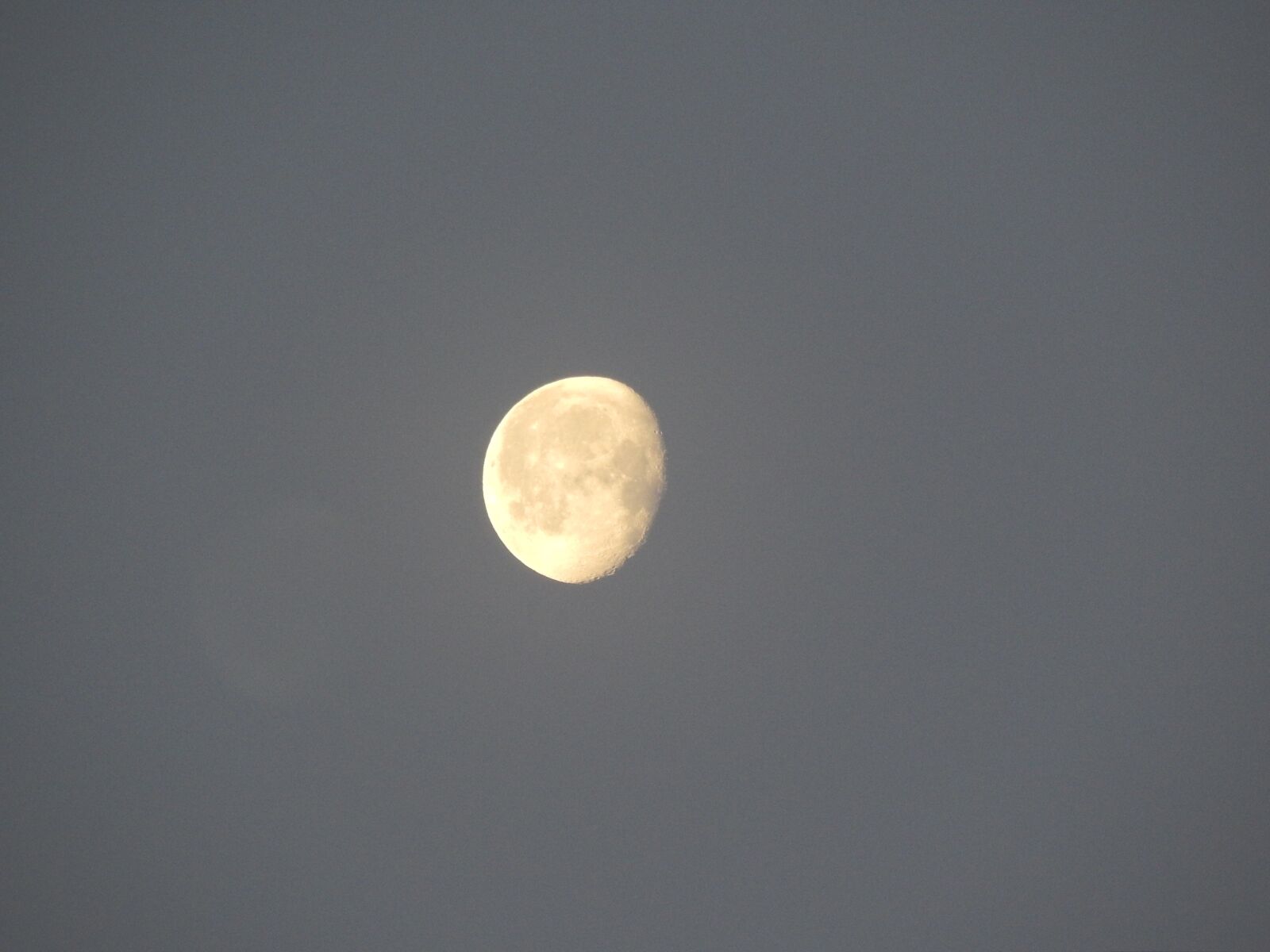 Nikon Coolpix L820 sample photo. Moon, morning, west photography