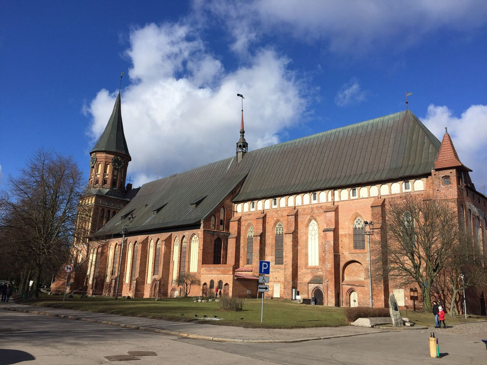 Apple iPhone 6 sample photo. Cathedral, kant island, structure photography