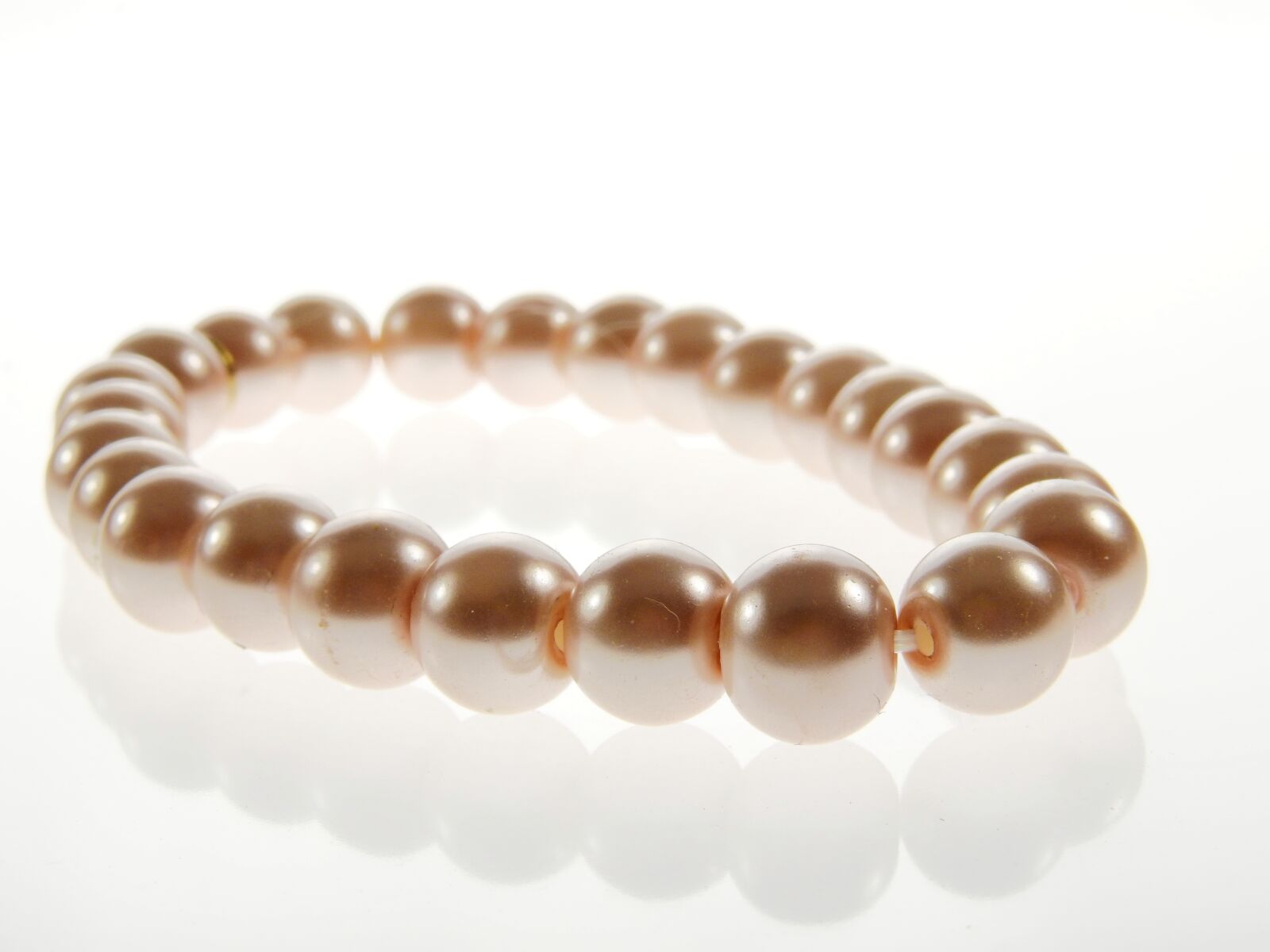 Nikon Coolpix P900 sample photo. Jewellery, pearl, bangle photography