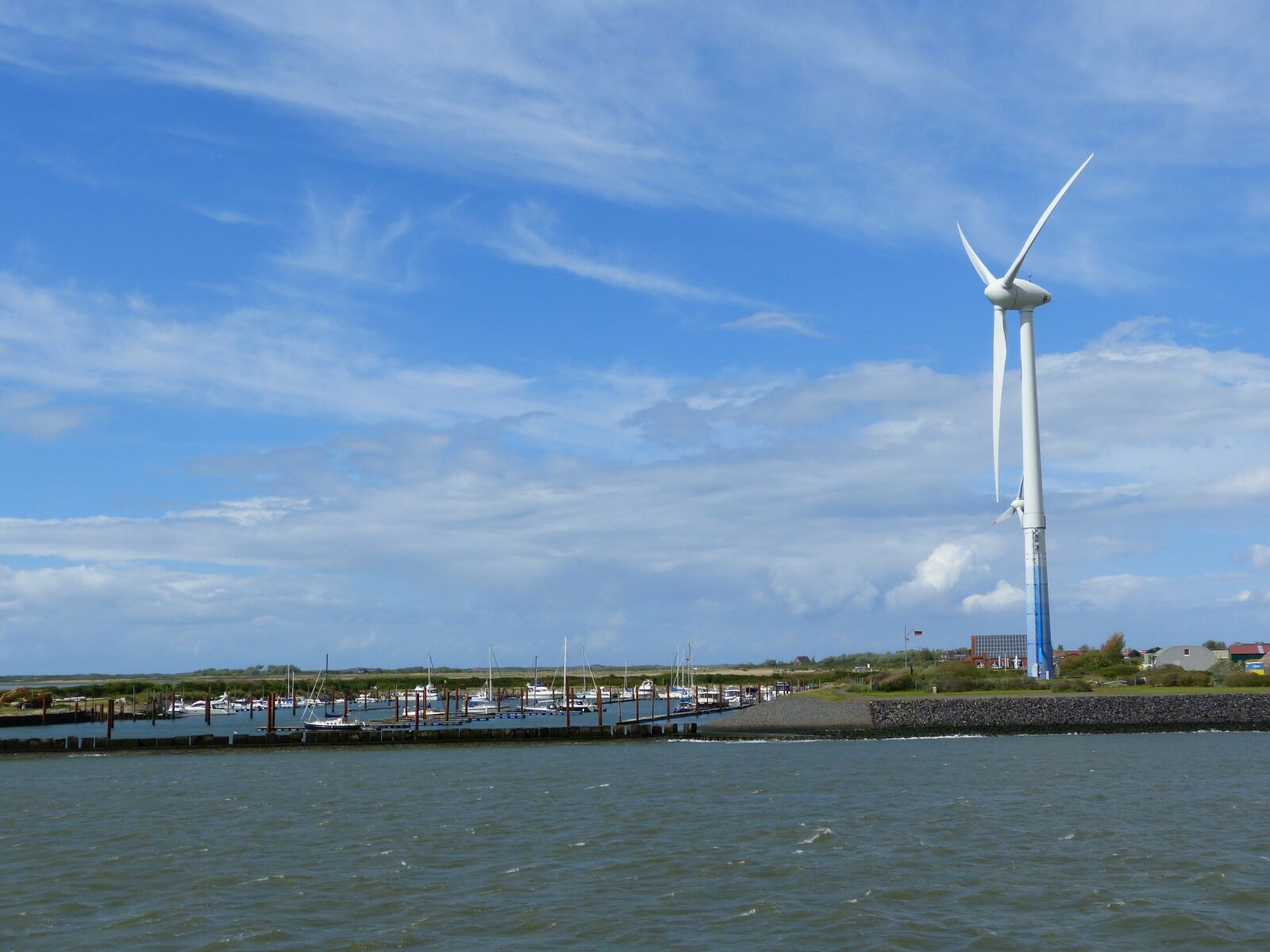 Panasonic Lumix DMC-FZ150 sample photo. Marina, borkum, pinwheel photography