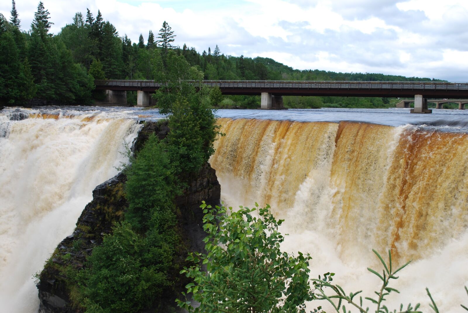 Nikon D60 sample photo. Waterfall, pine, canada photography