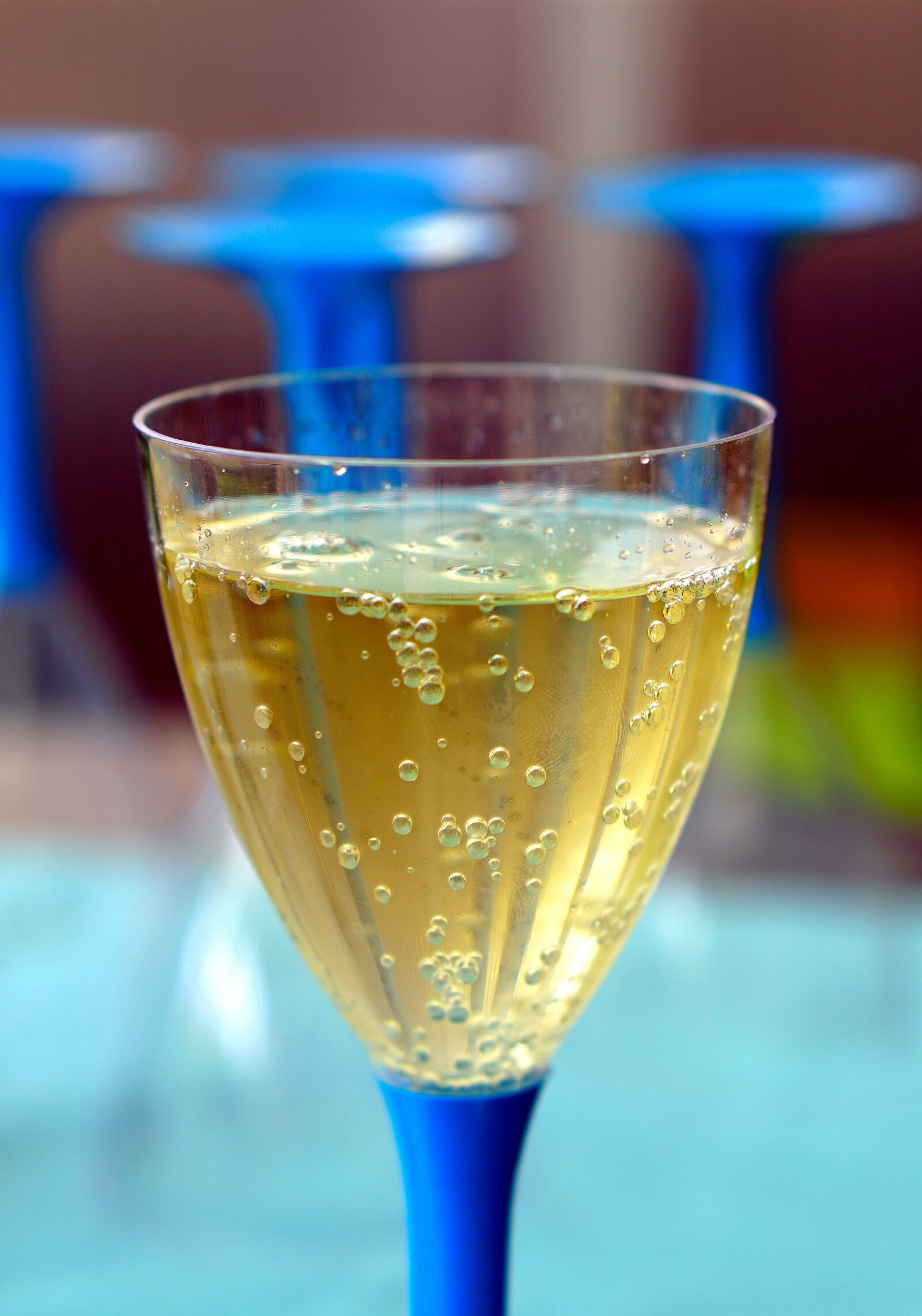 Sony a6400 + E 50mm F1.8 OSS sample photo. Glass, champagne, glasses photography