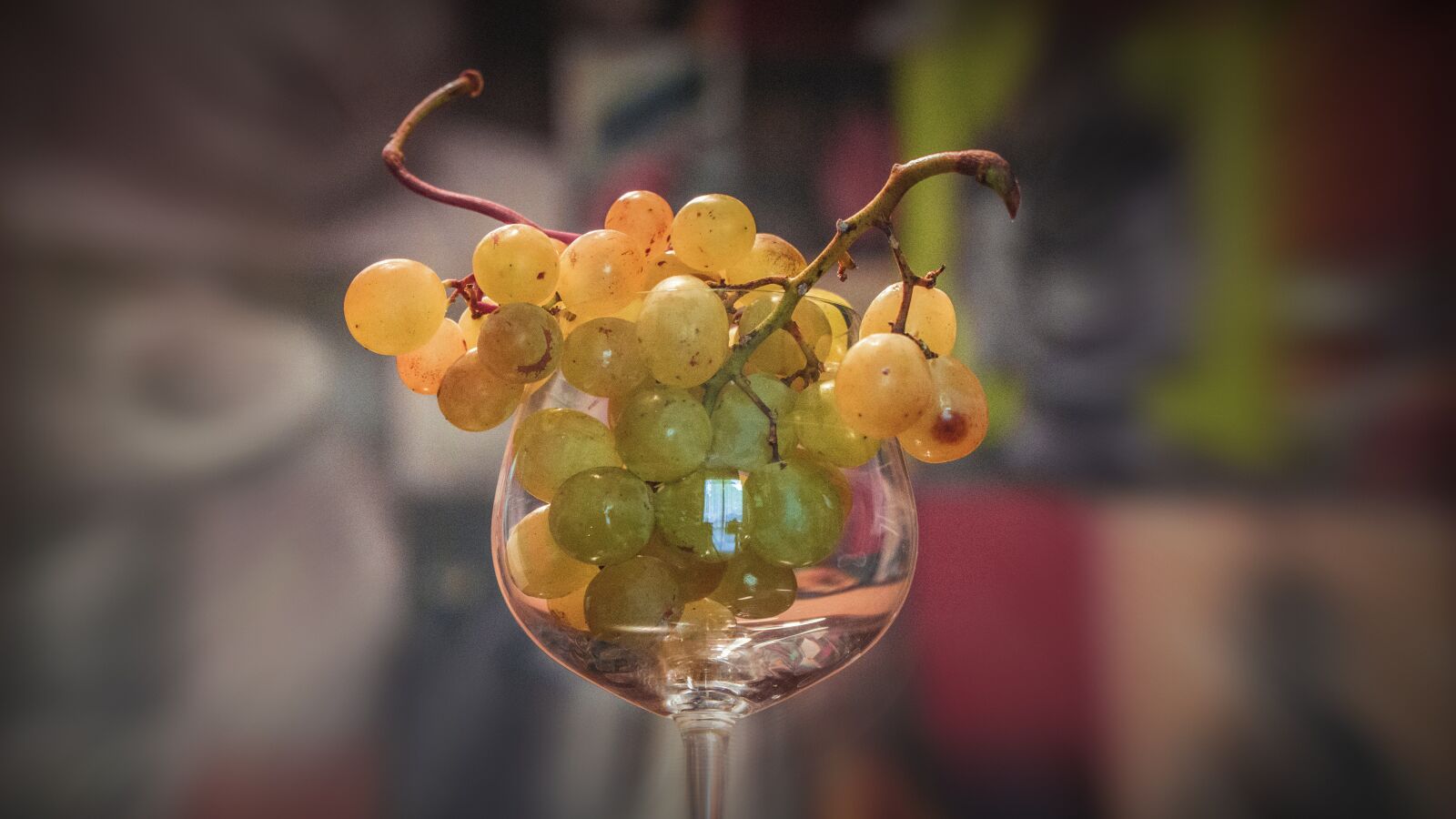 Sony E PZ 18-105mm F4 G OSS sample photo. Grapes, fruit, wine glass photography
