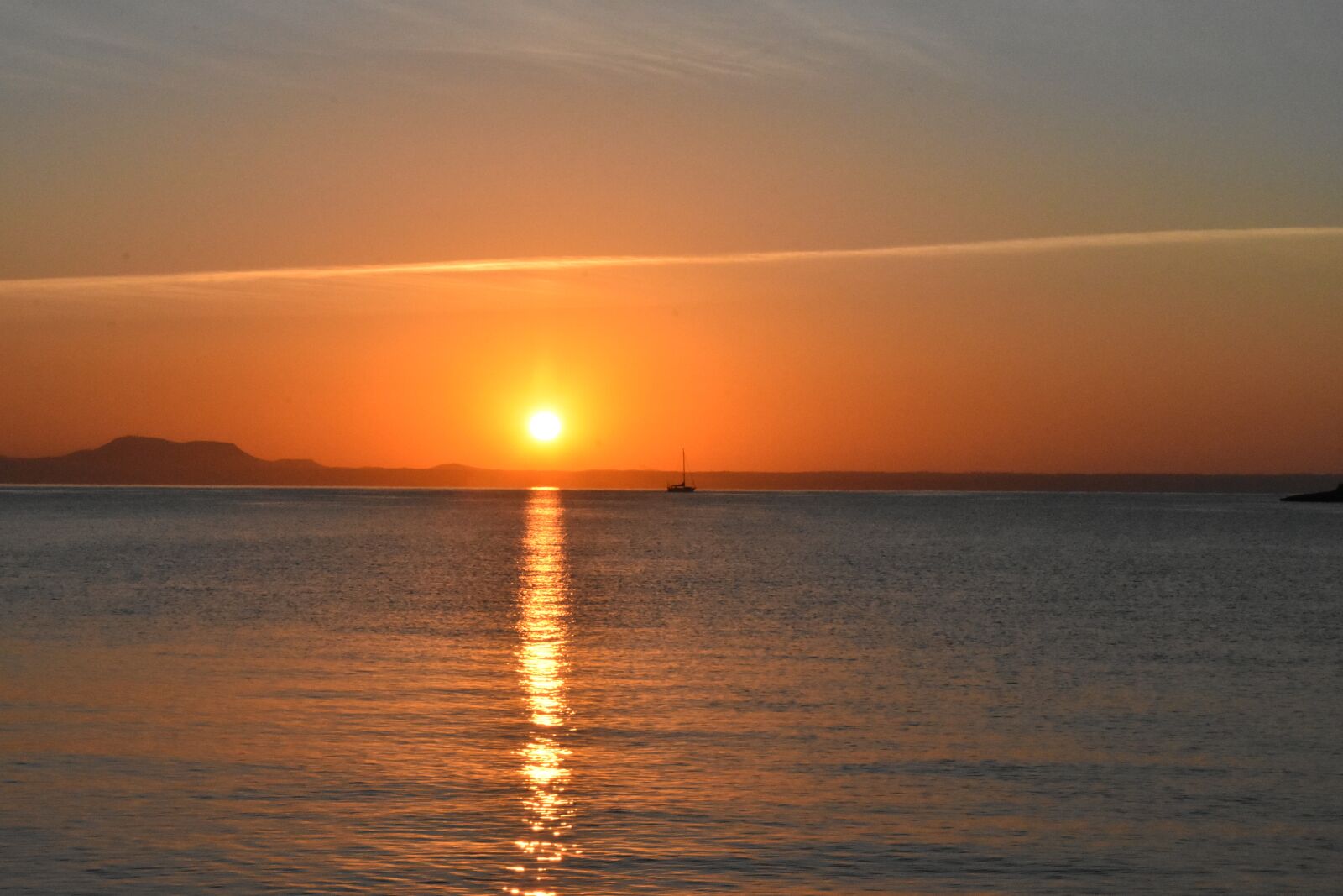 Nikon D7200 sample photo. Sunrise, the sun, sea photography