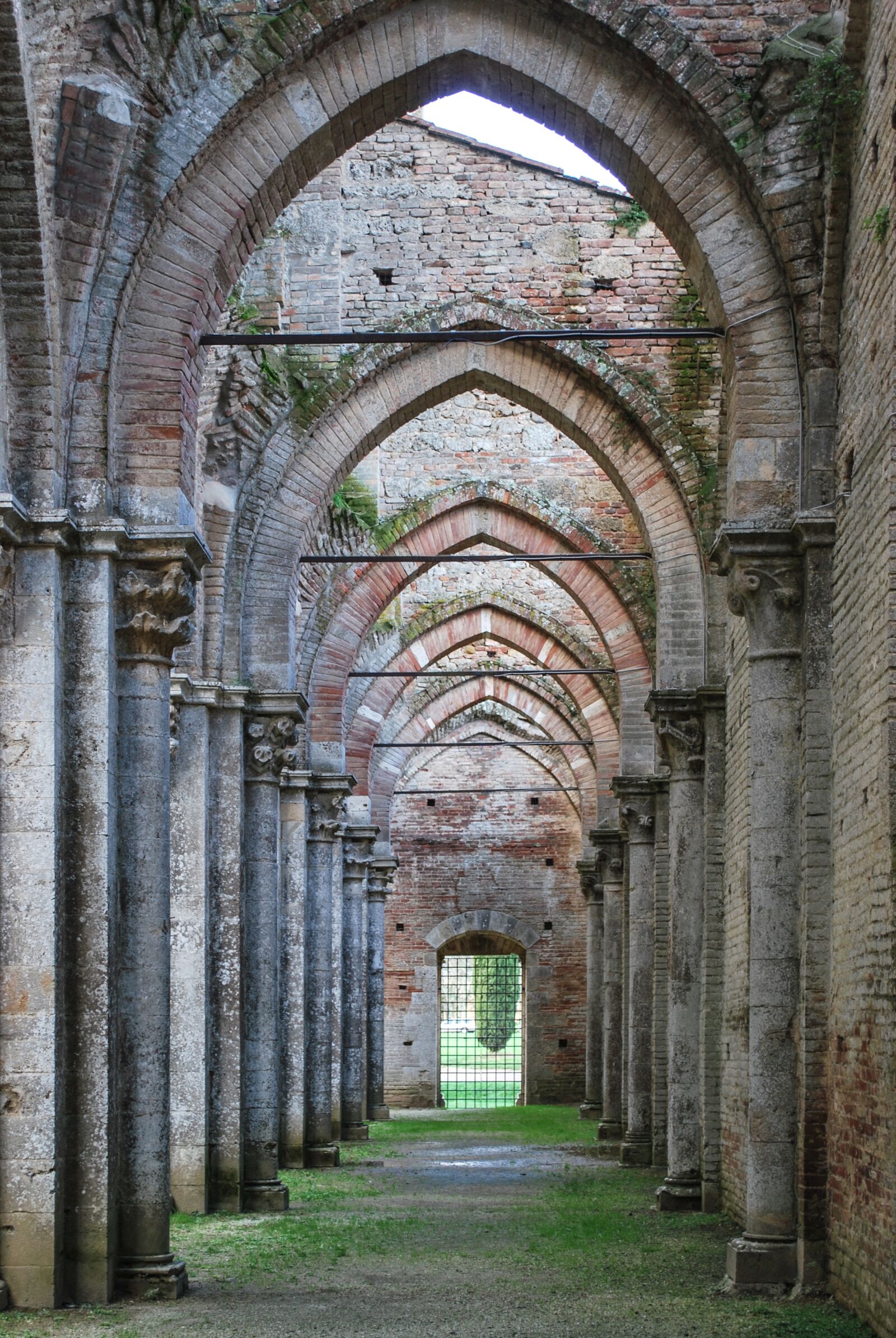Nikon D60 sample photo. Tuscany, church, architecture photography