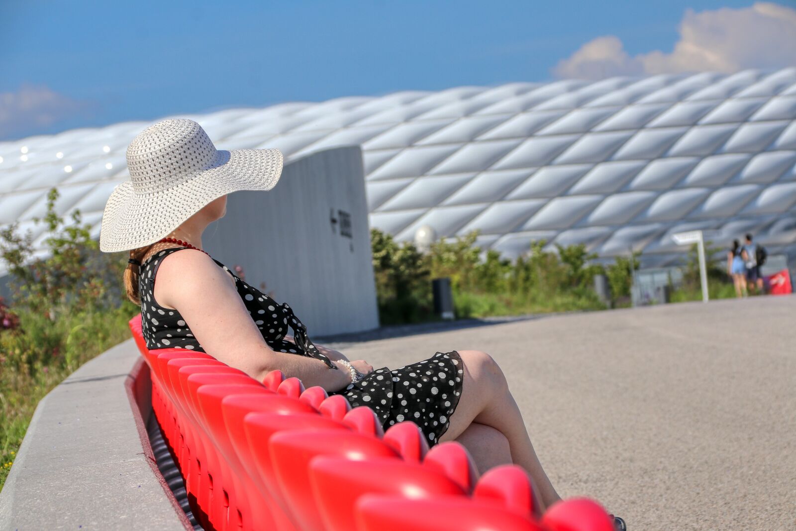 Canon EOS 80D sample photo. Woman, sit, allianz arena photography