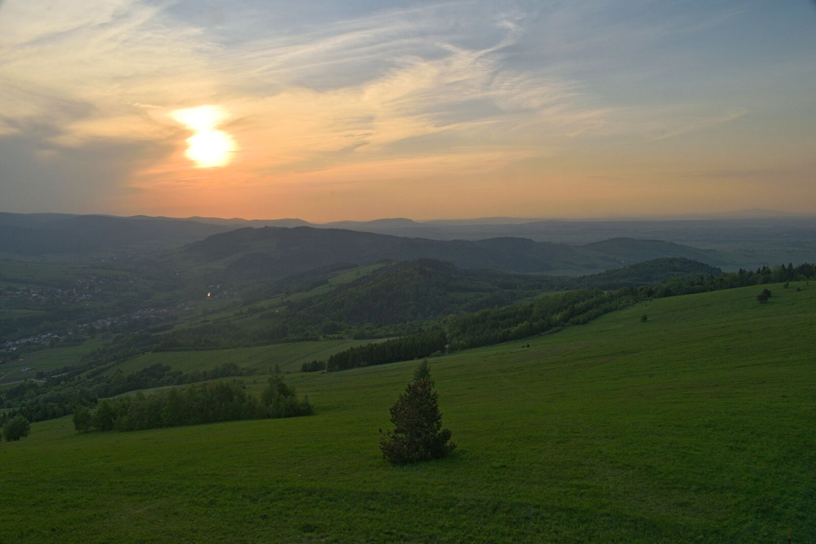 Nikon D3300 sample photo. The sun, mountains, view photography