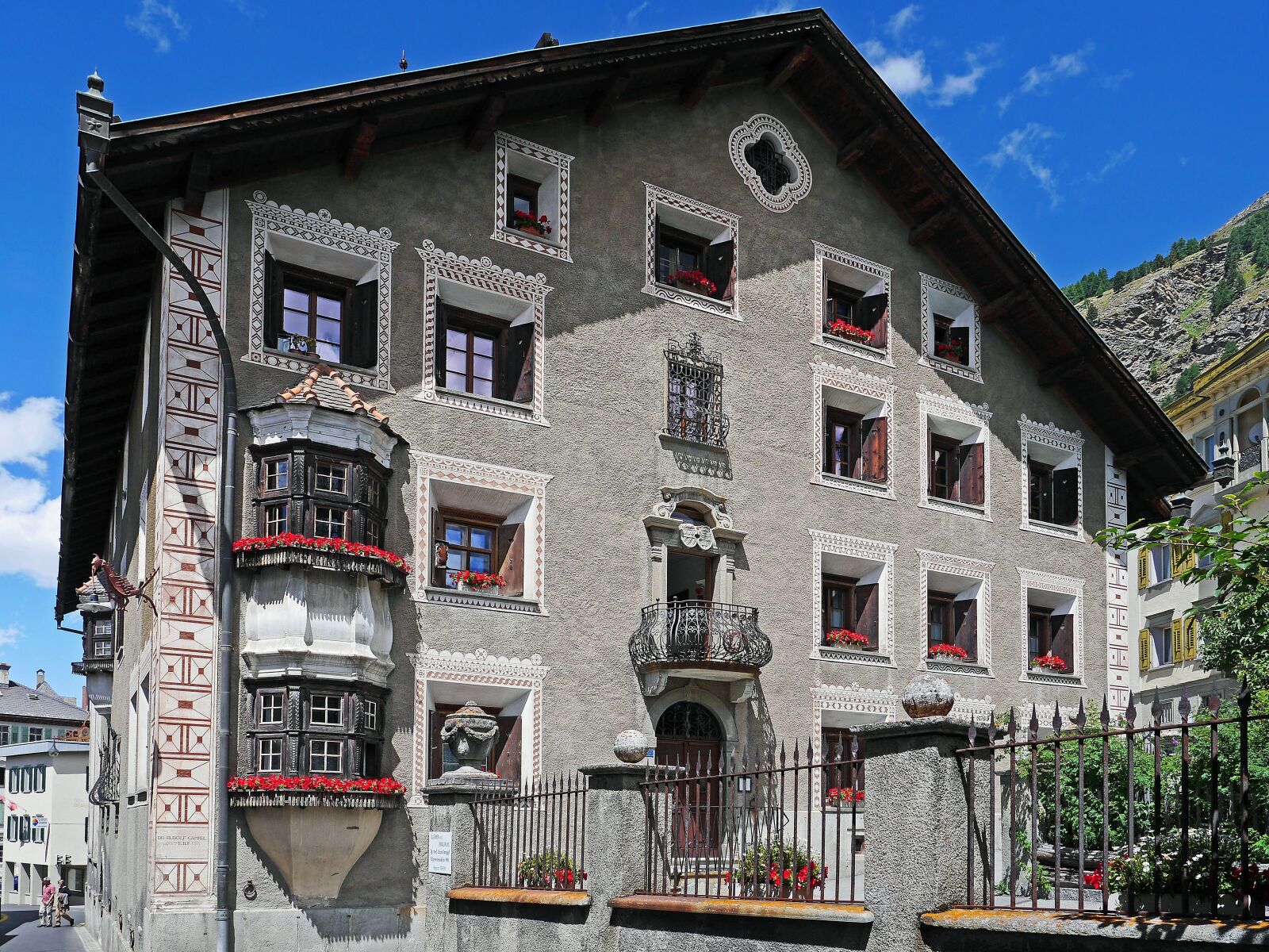 Panasonic Lumix DMC-GH3 sample photo. Switzerland, engadin, burgher's house photography