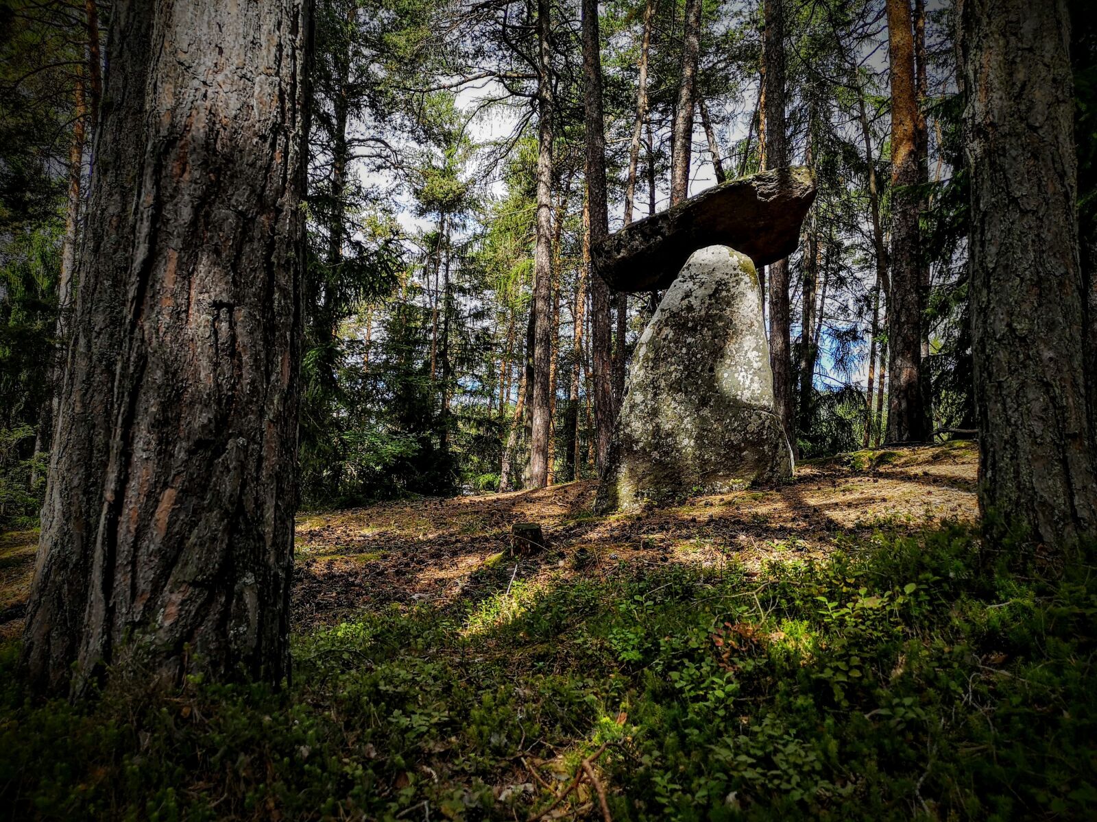 HUAWEI CLT-L09 sample photo. Dolmen, menhir, stone photography