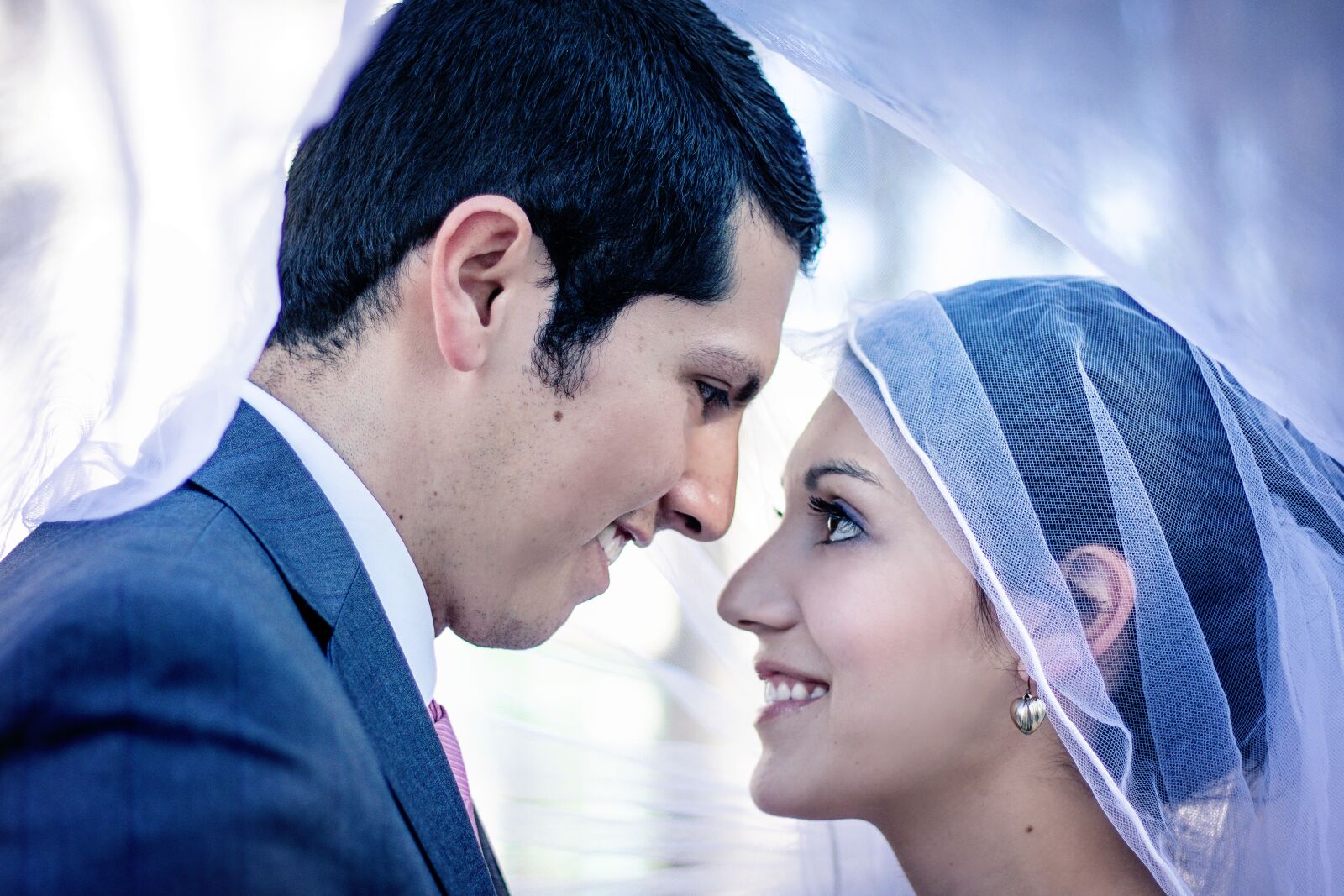 Canon EOS 760D (EOS Rebel T6s / EOS 8000D) + Canon EF 50mm F1.8 STM sample photo. Couple, wedding, wedding couple photography