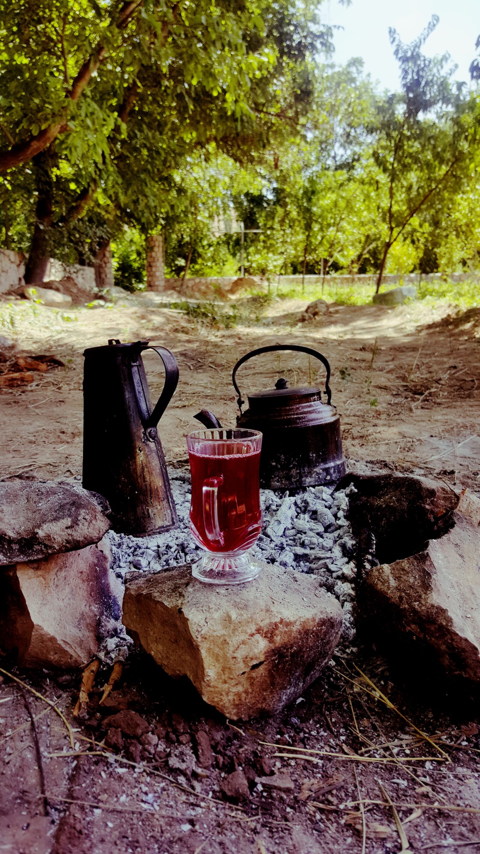Samsung GALAXY S6 edge sample photo. Kettle, outdoor, stone, tea photography