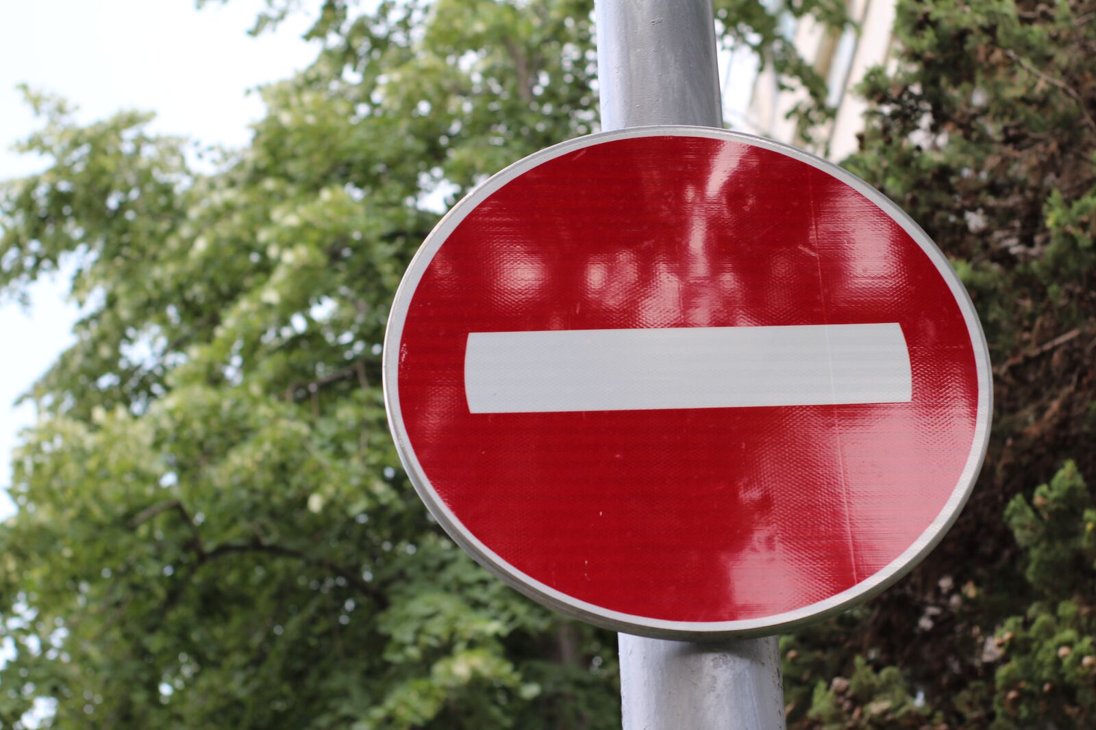 Canon EOS 1200D (EOS Rebel T5 / EOS Kiss X70 / EOS Hi) sample photo. Sign, no entry, red photography