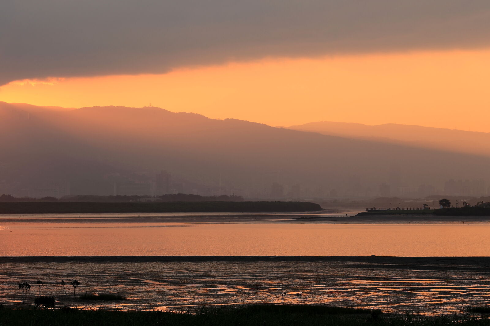Canon EF 135mm F2L USM sample photo