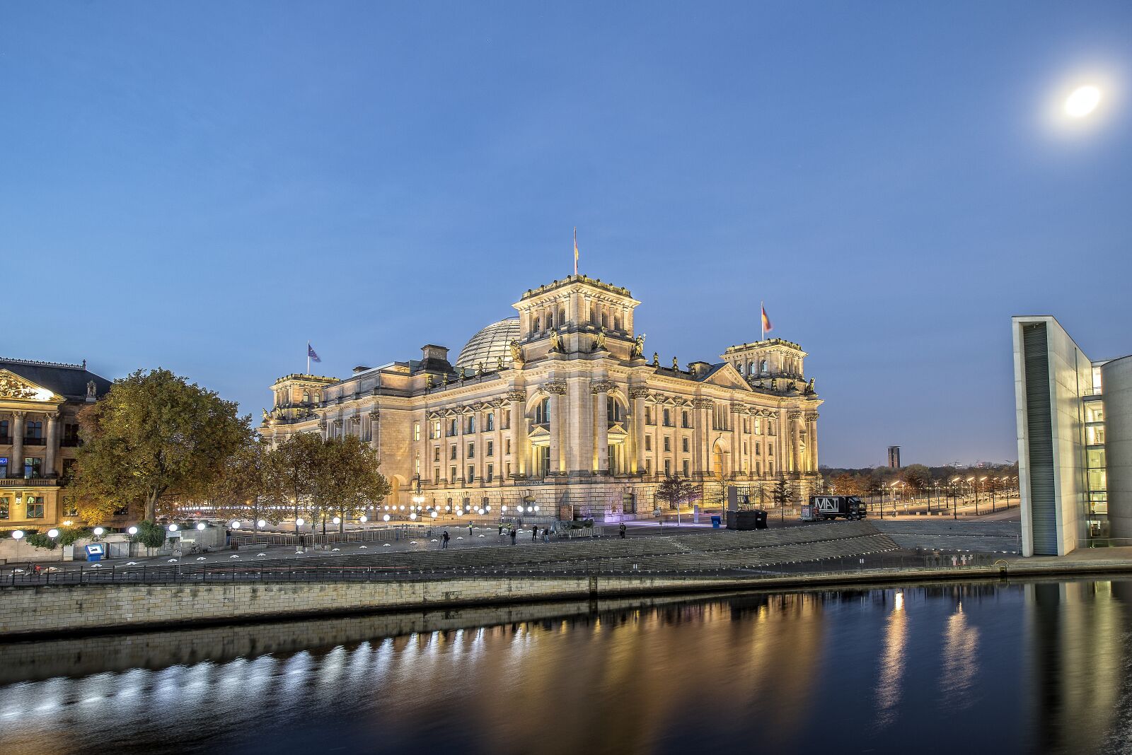 Nikon D800 sample photo. Berlin, reichstag, bundestag photography