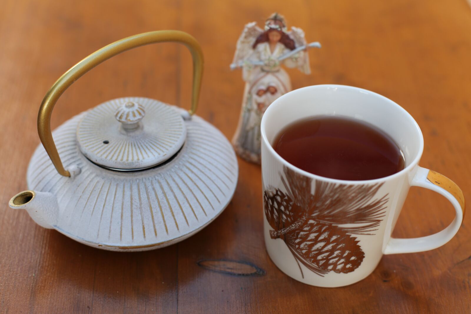 Canon EOS 5D Mark II sample photo. Tea, christmas, white photography
