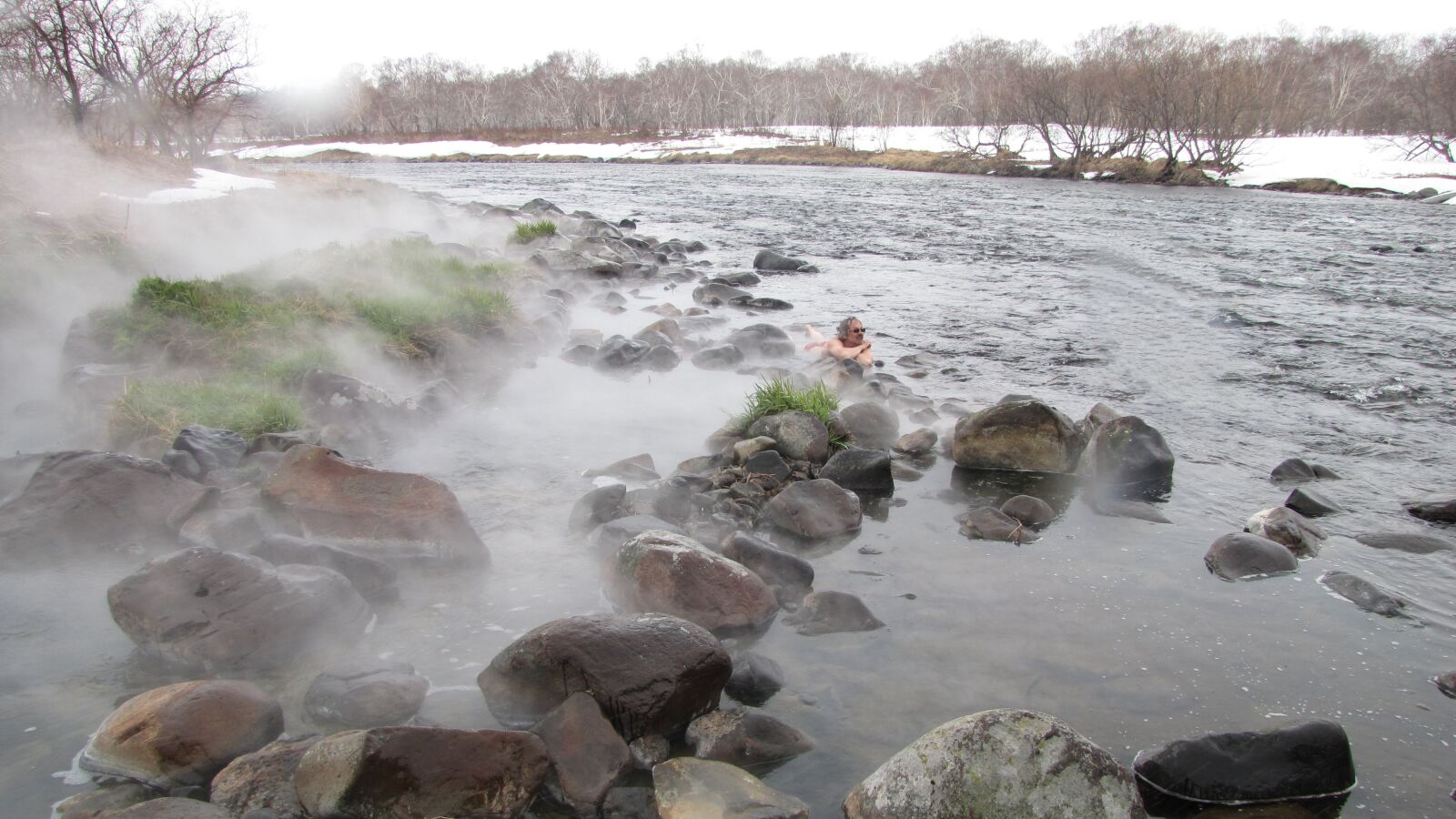 Canon PowerShot SX1 IS sample photo. Hot springs, river, winter photography