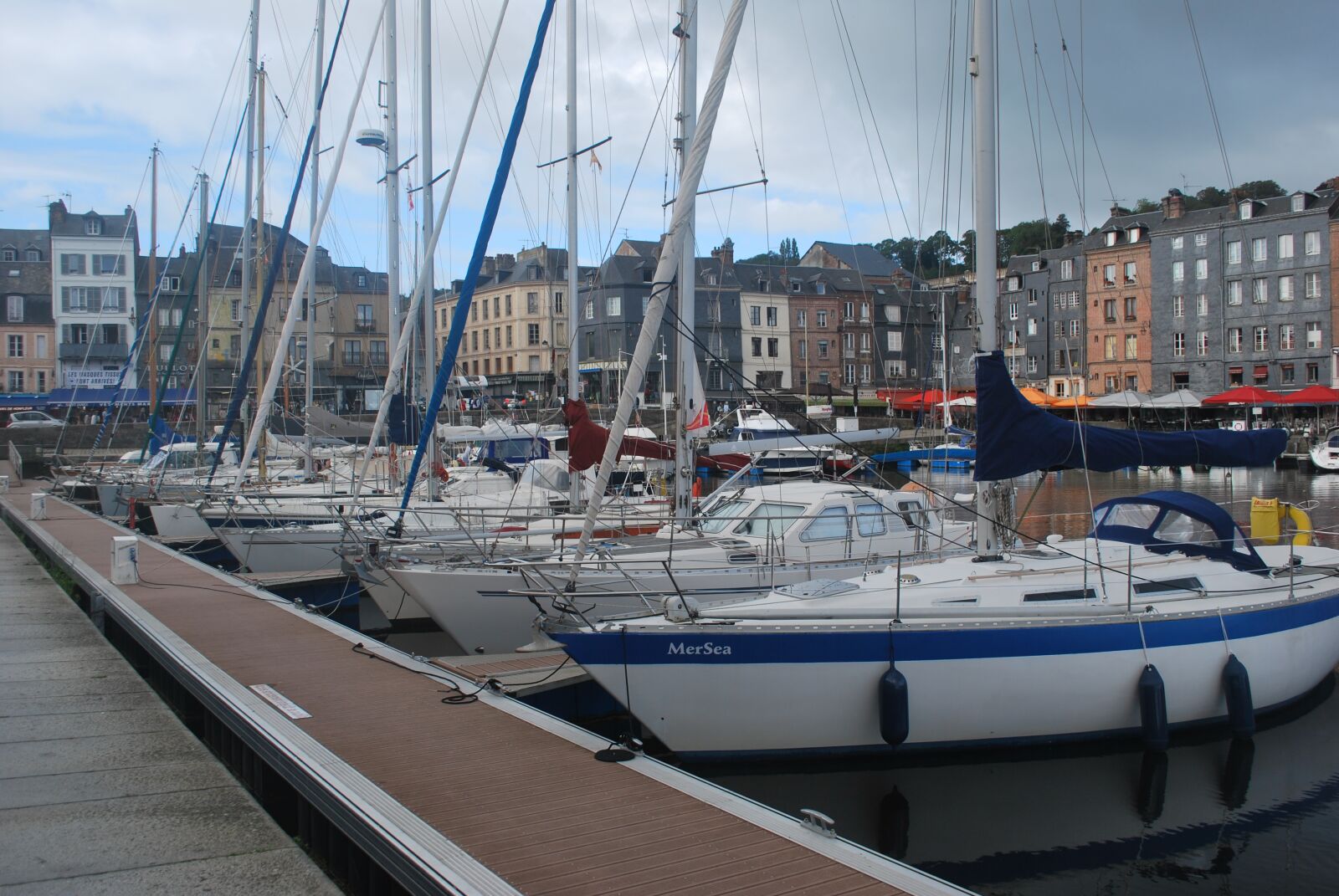 Nikon D60 sample photo. Honfleur, holiday, normandy photography